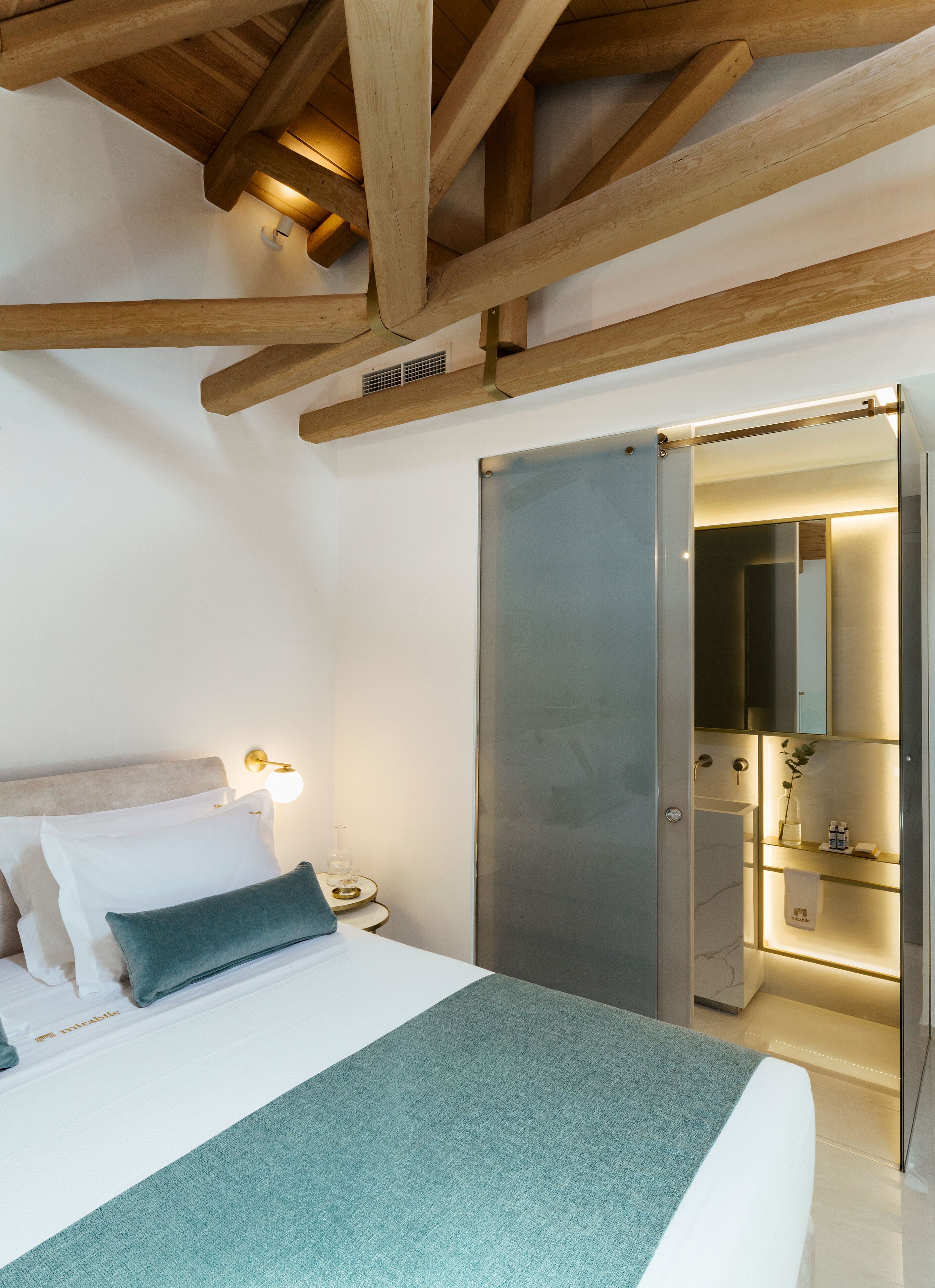 Mirabile Luxury Suites