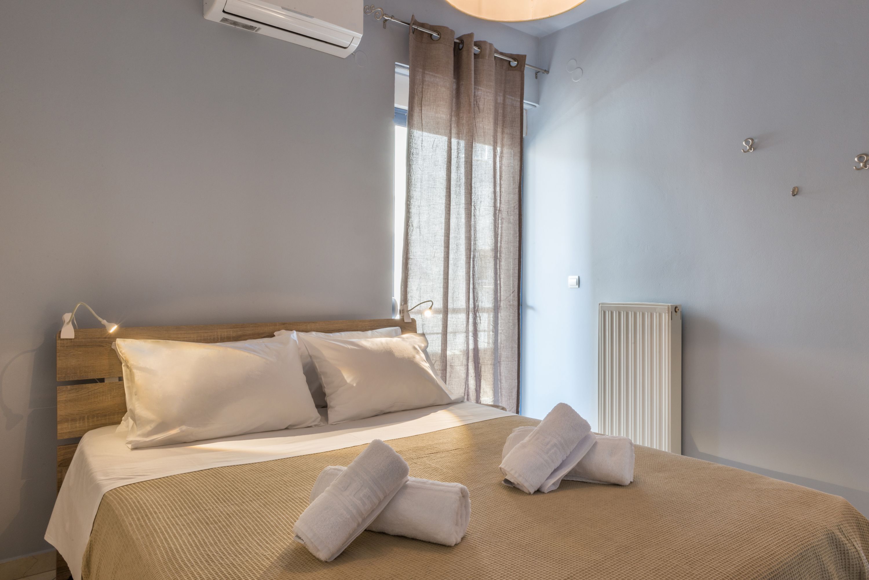Nais Apartments & Studios