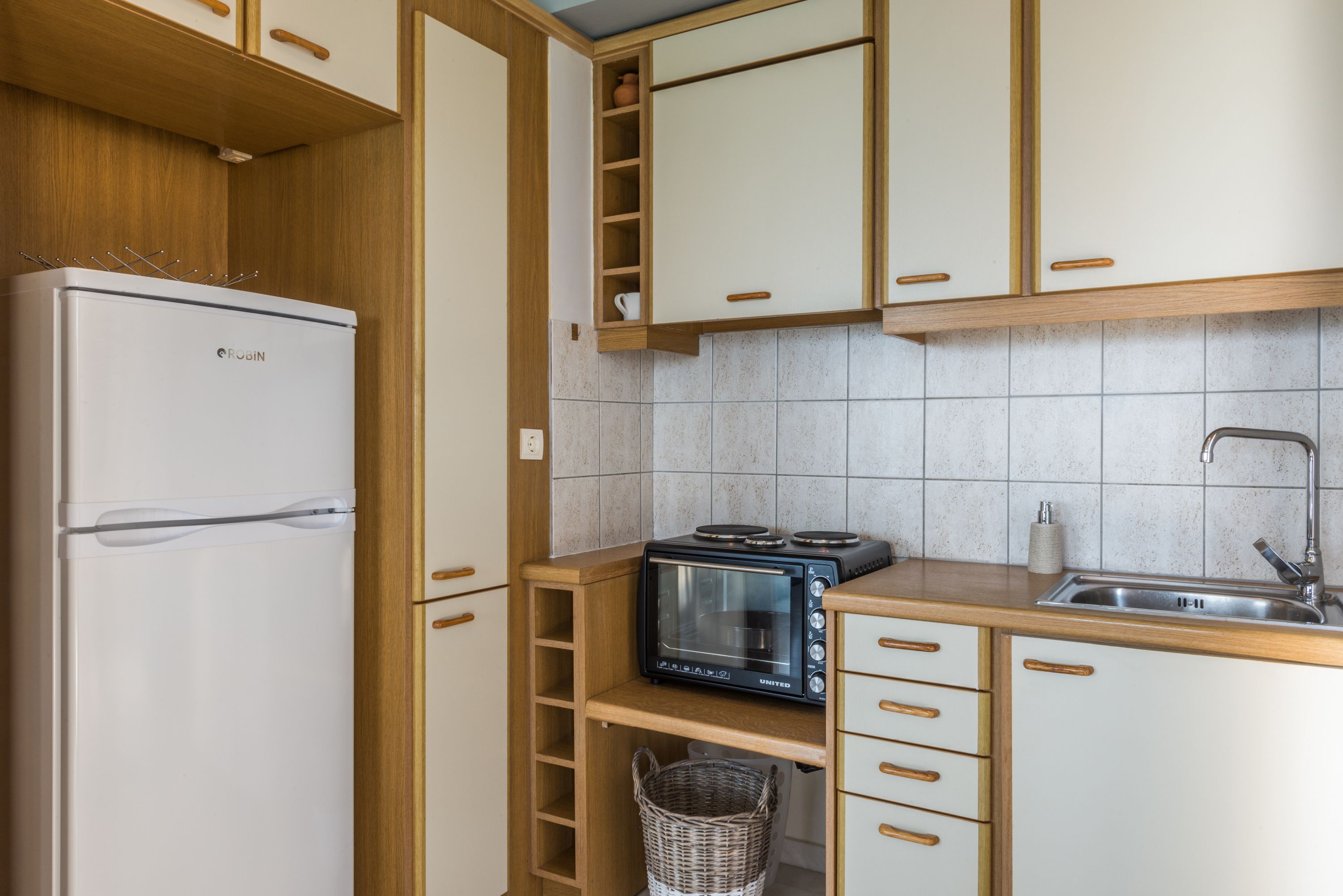 Nais Apartments & Studios