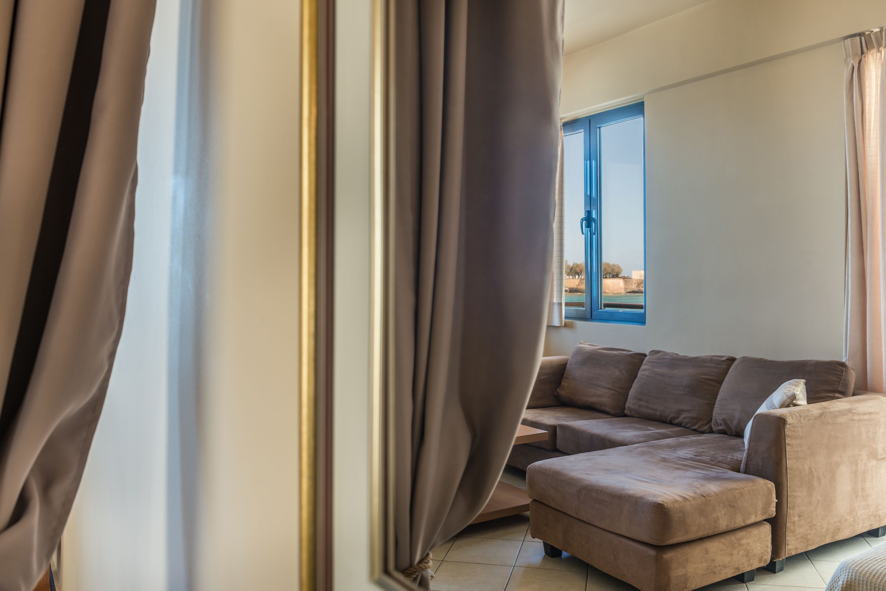 Nais Apartments & Studios