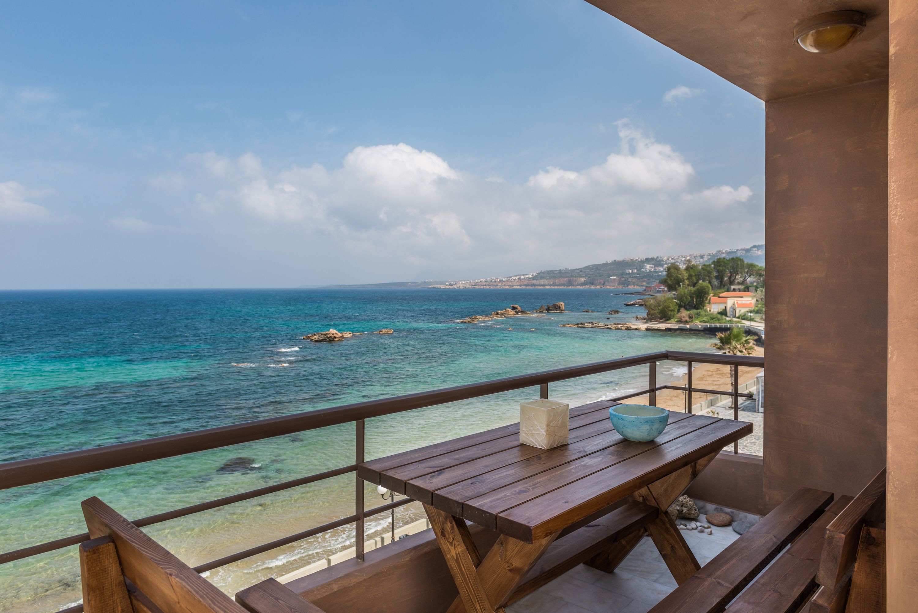 Nais Apartments & Studios