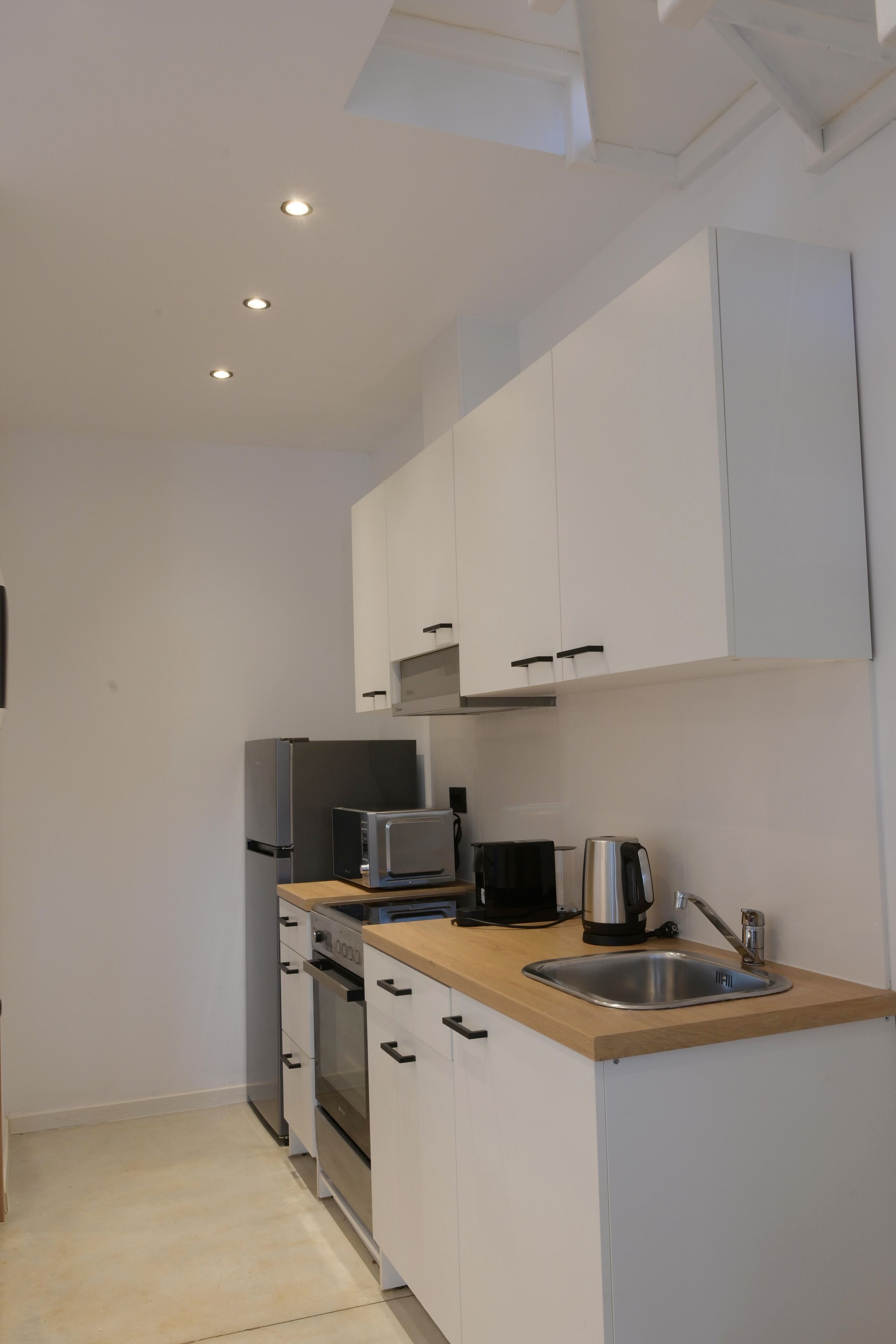 Nek Suites