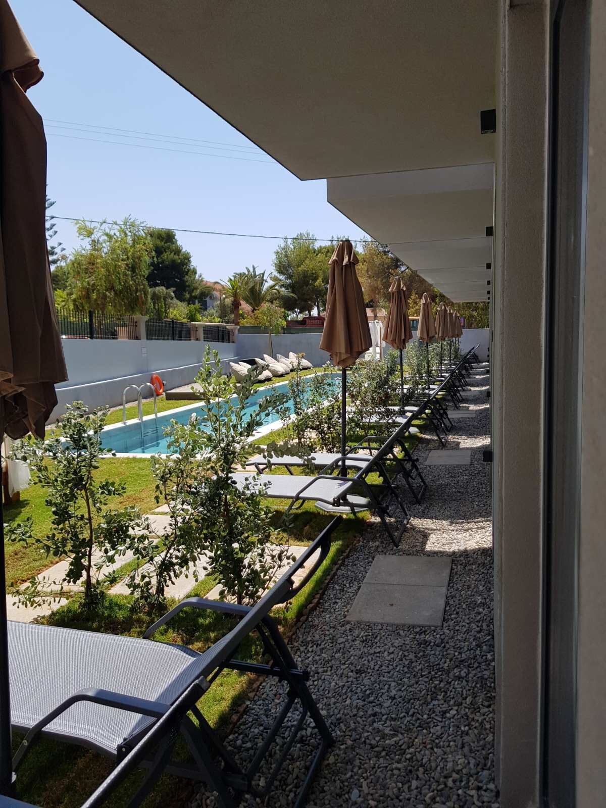 Nek Suites