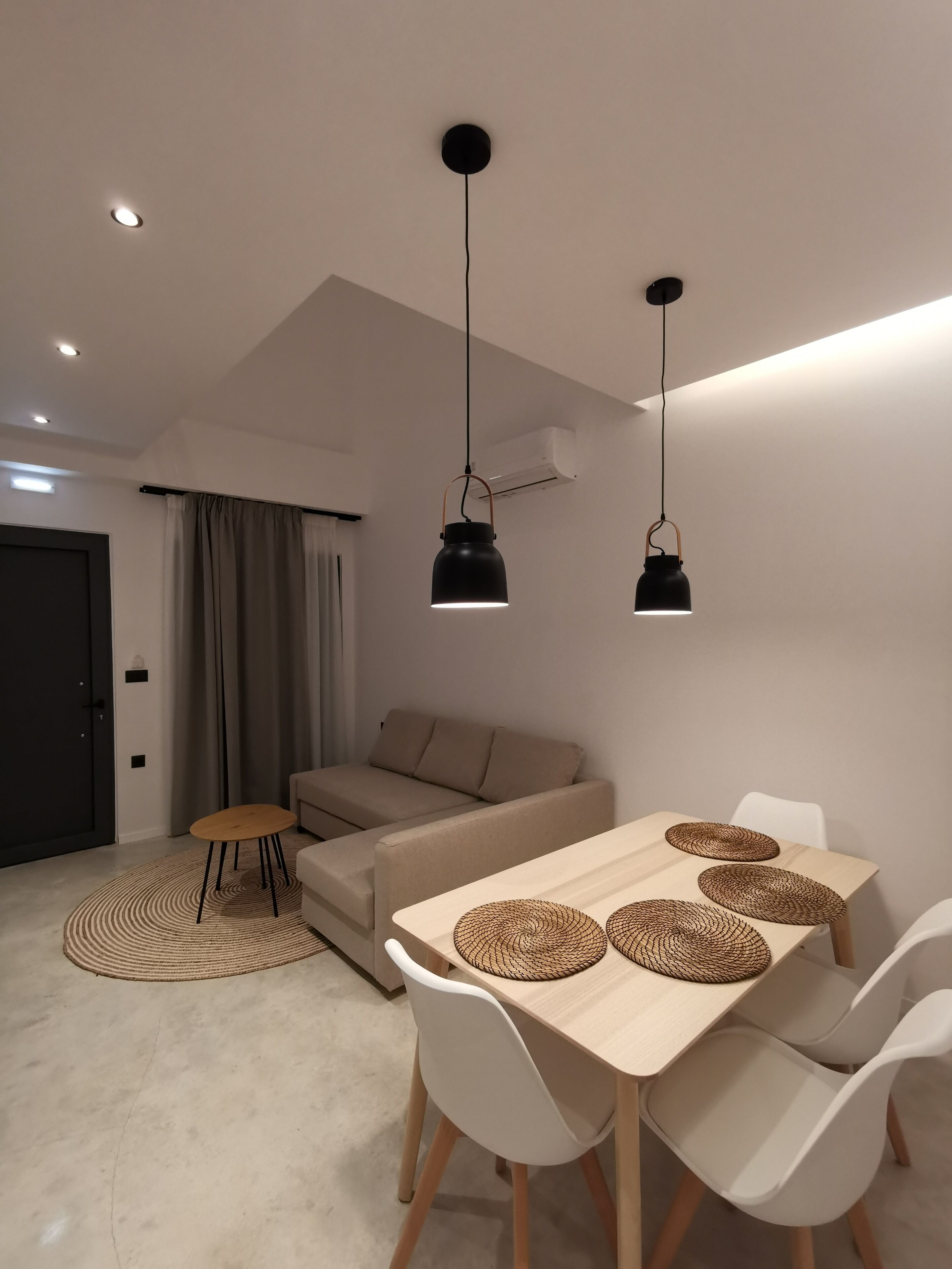 Nek Suites