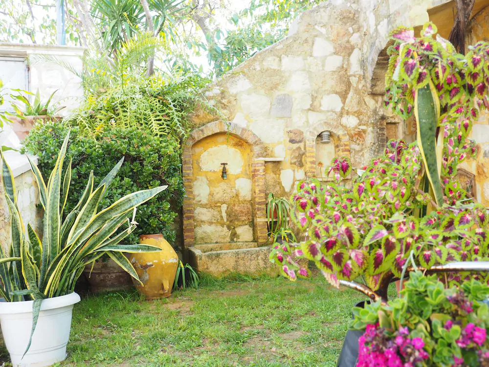 Niko's Art villa