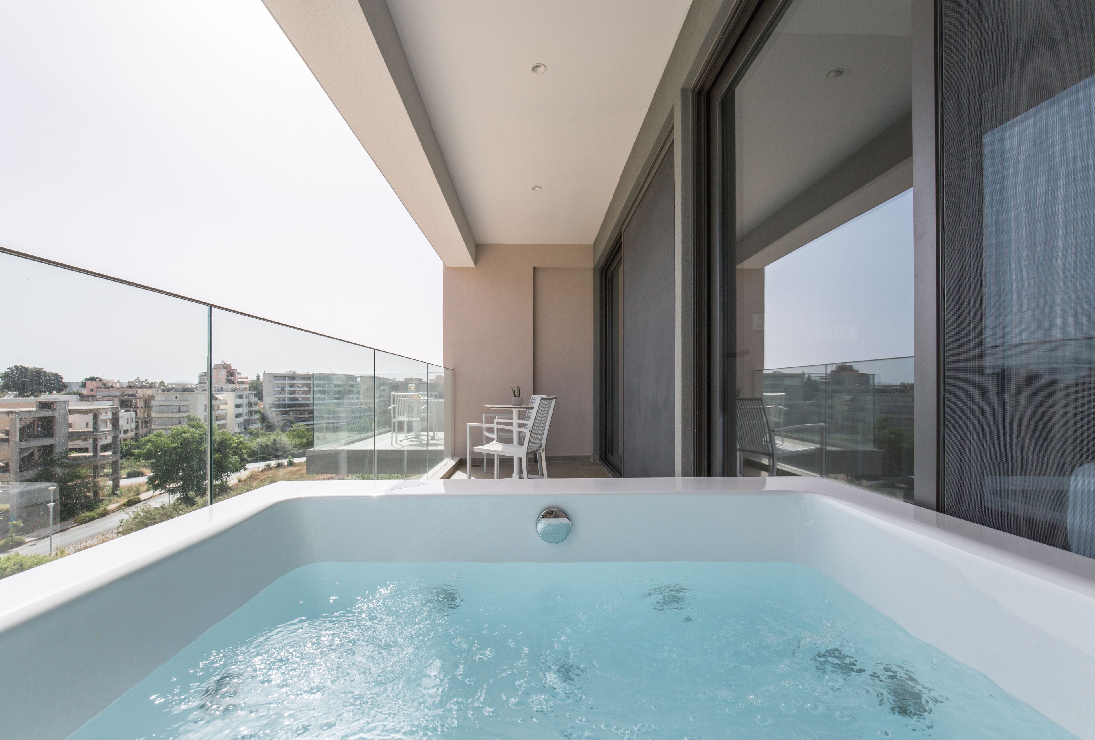 Noemie Luxury Suites