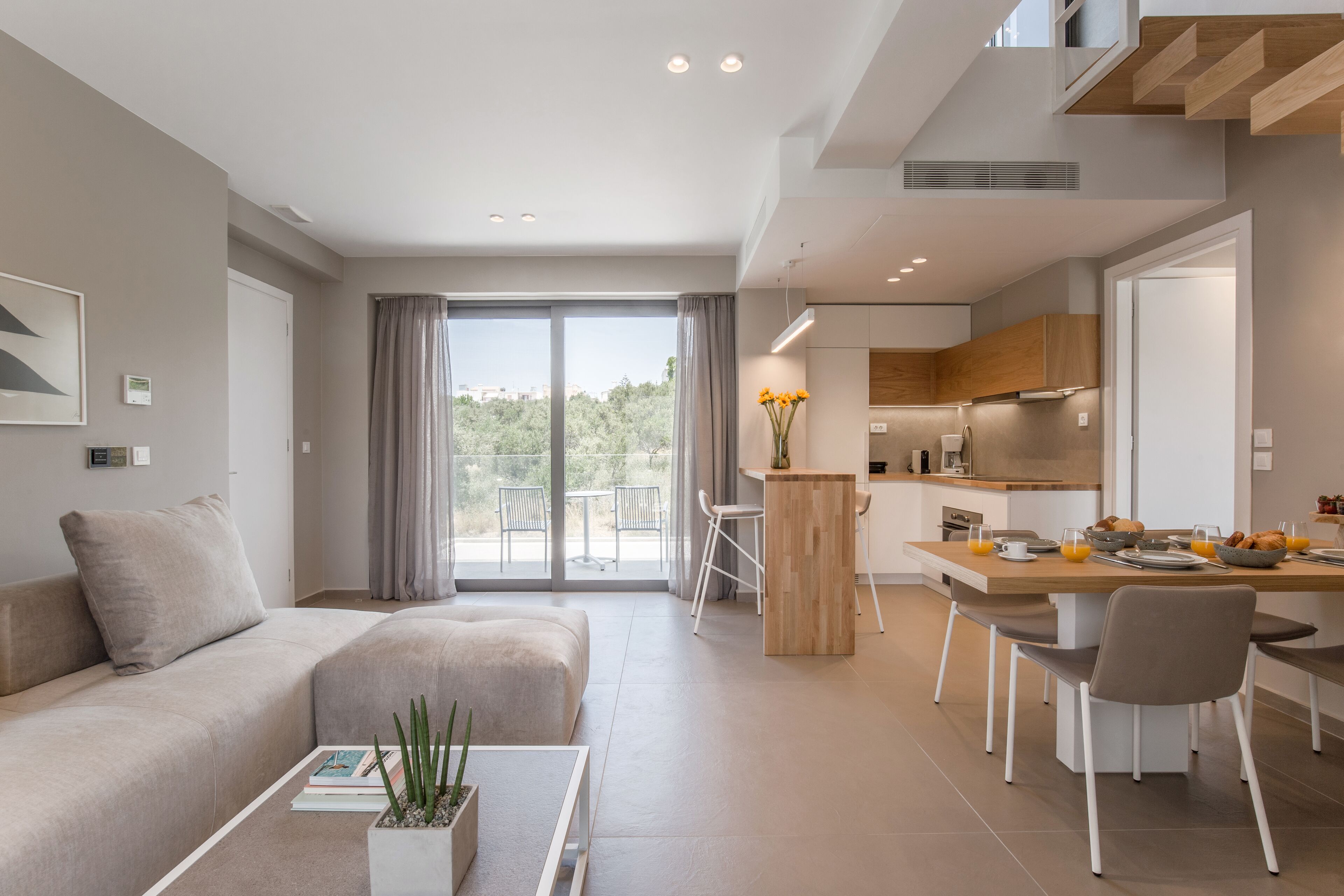 Noemie Luxury Suites