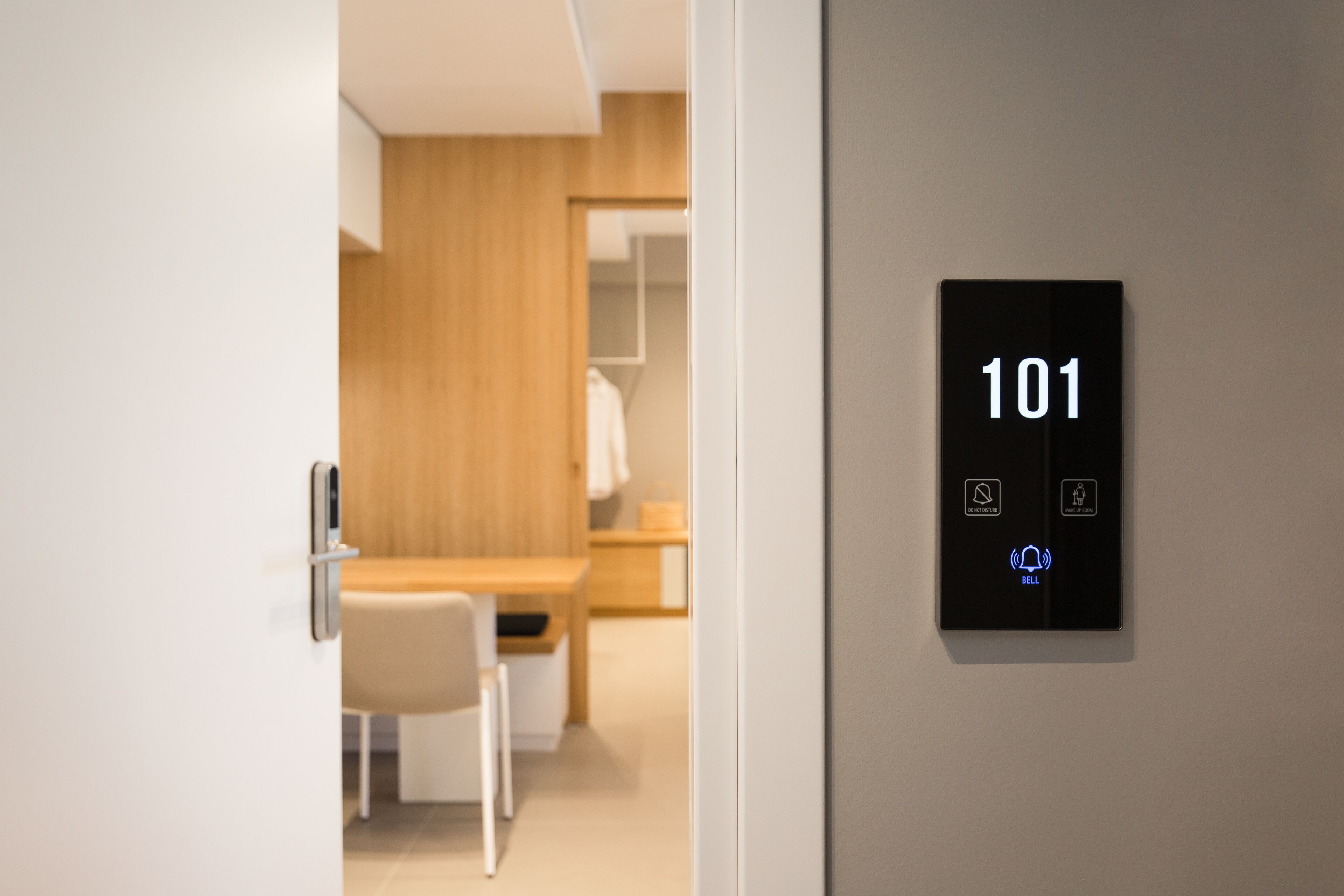 Noemie Luxury Suites