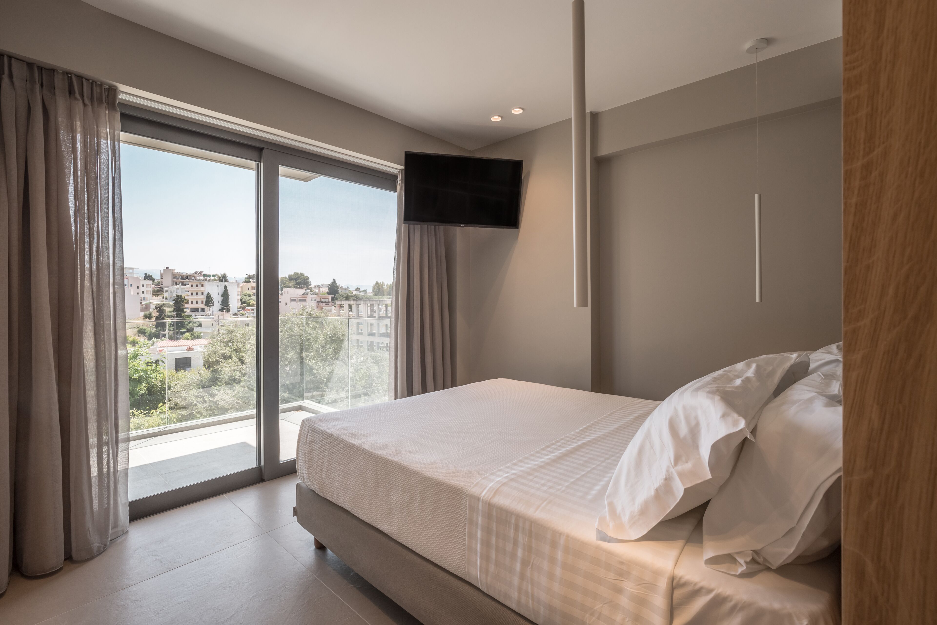Noemie Luxury Suites