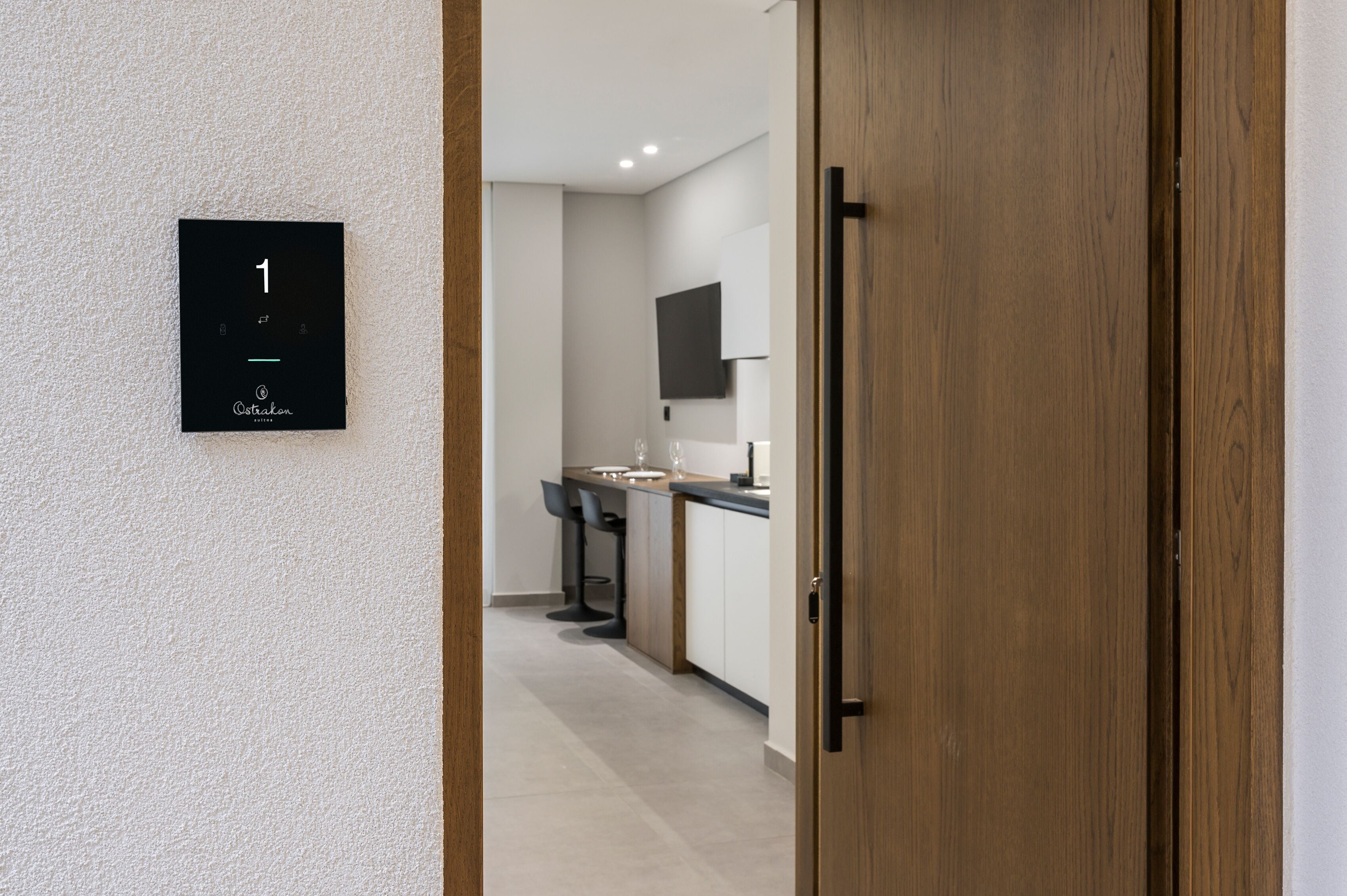 Ostrakon Suites