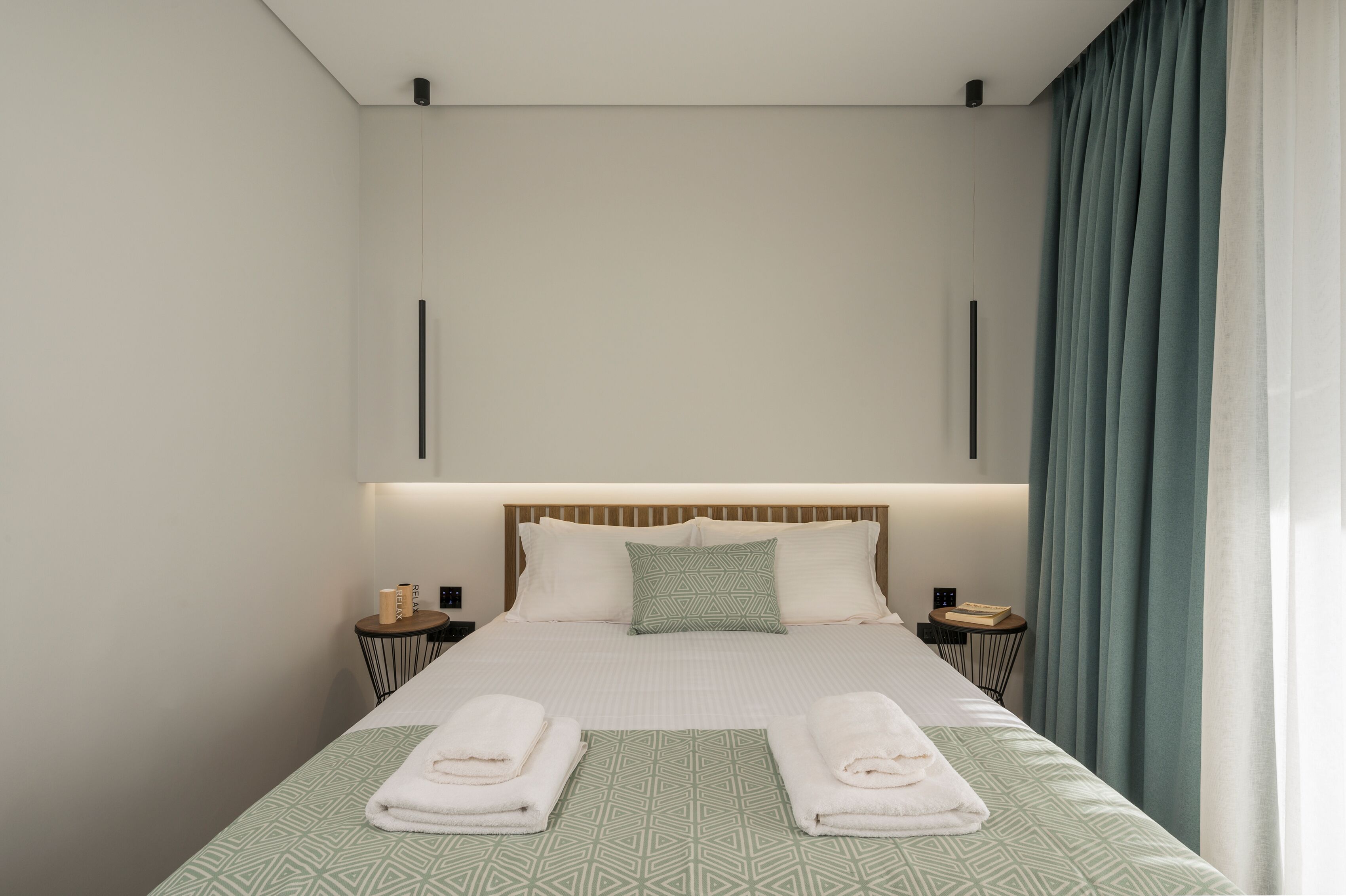 Ostrakon Suites