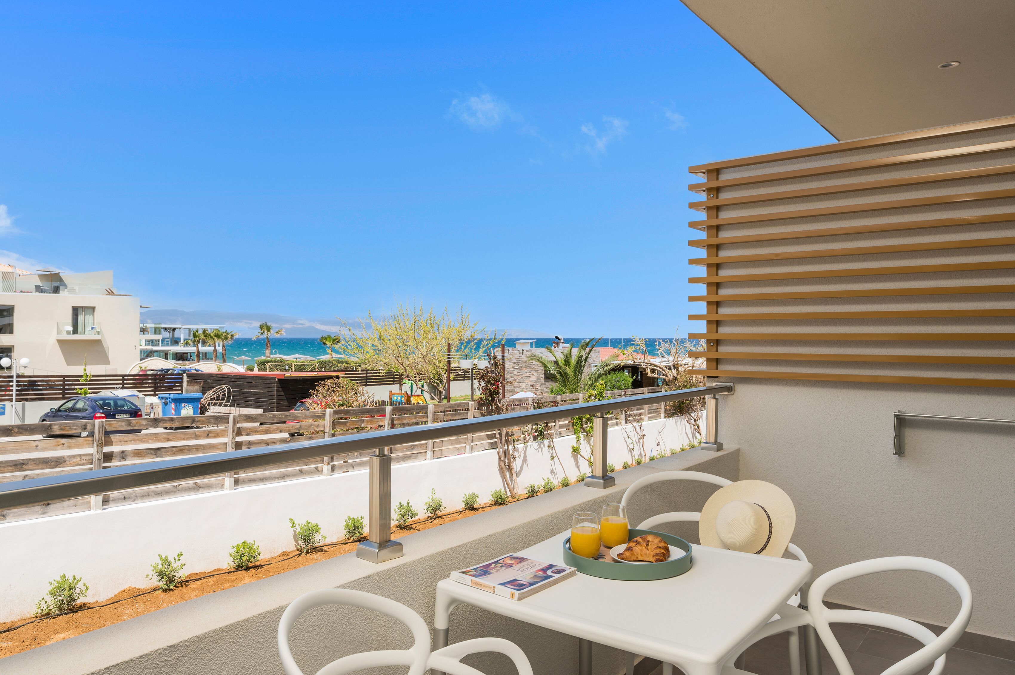 Ostrakon Suites