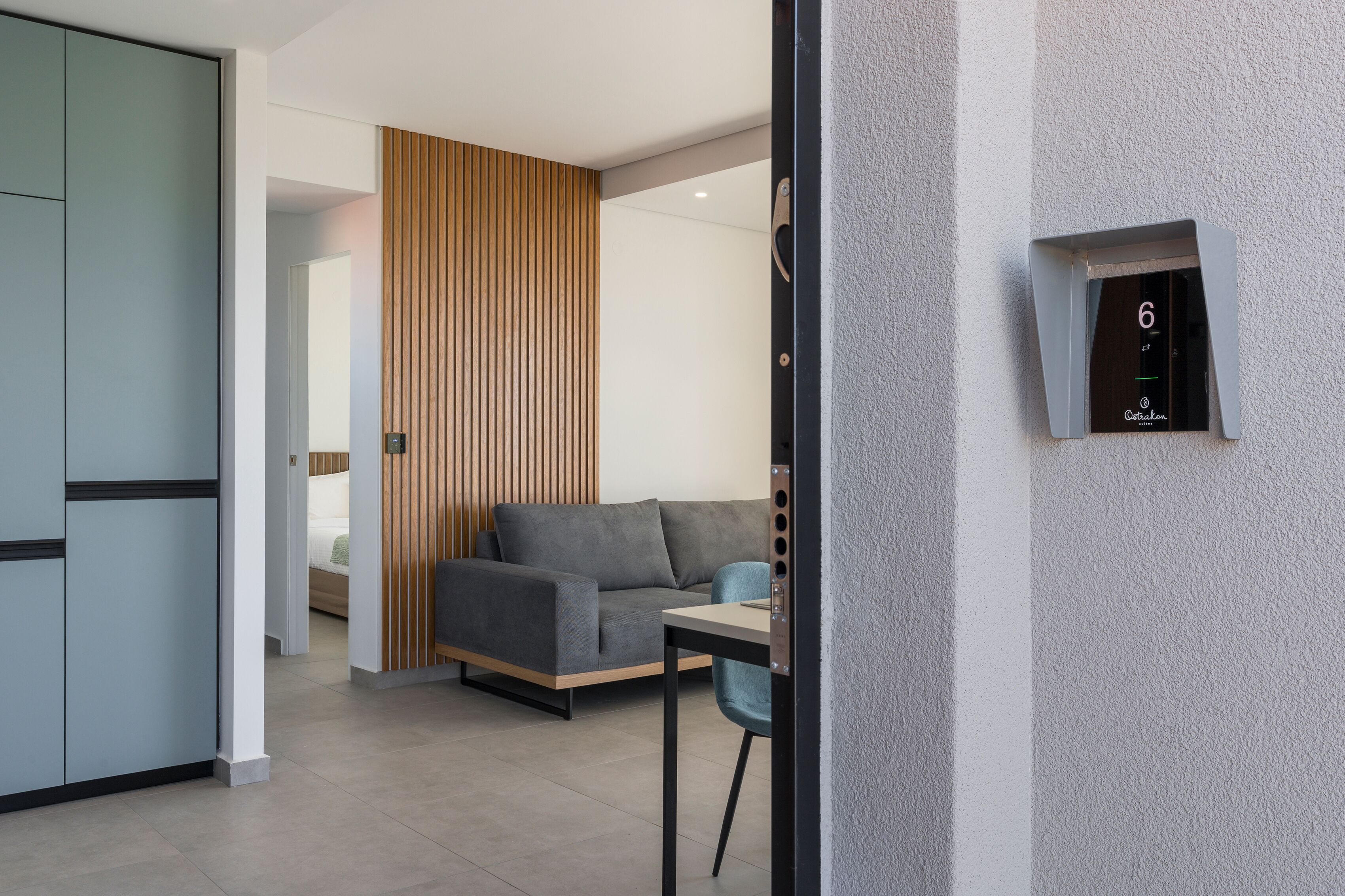 Ostrakon Suites