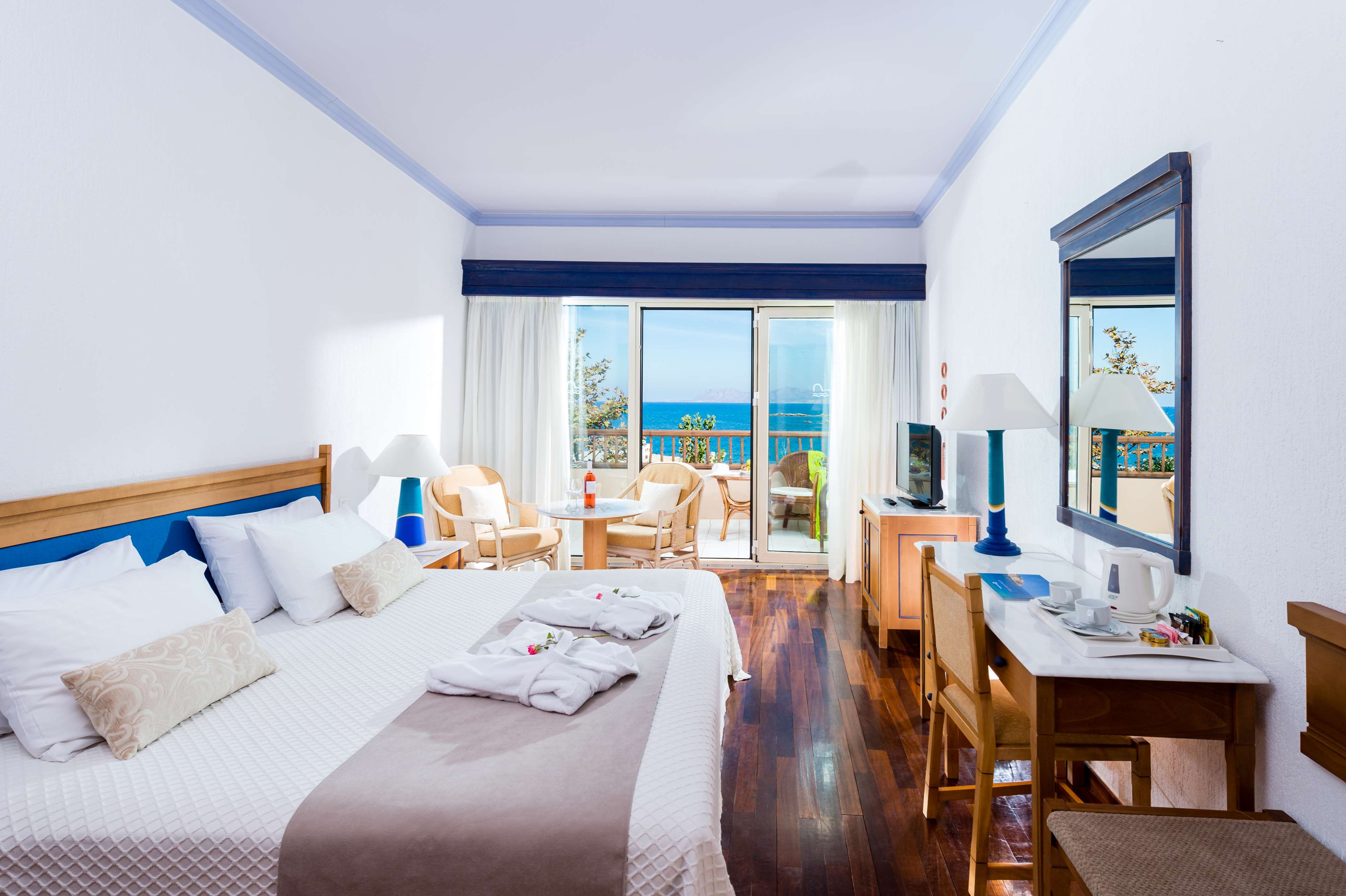 Leptos Panorama Hotel