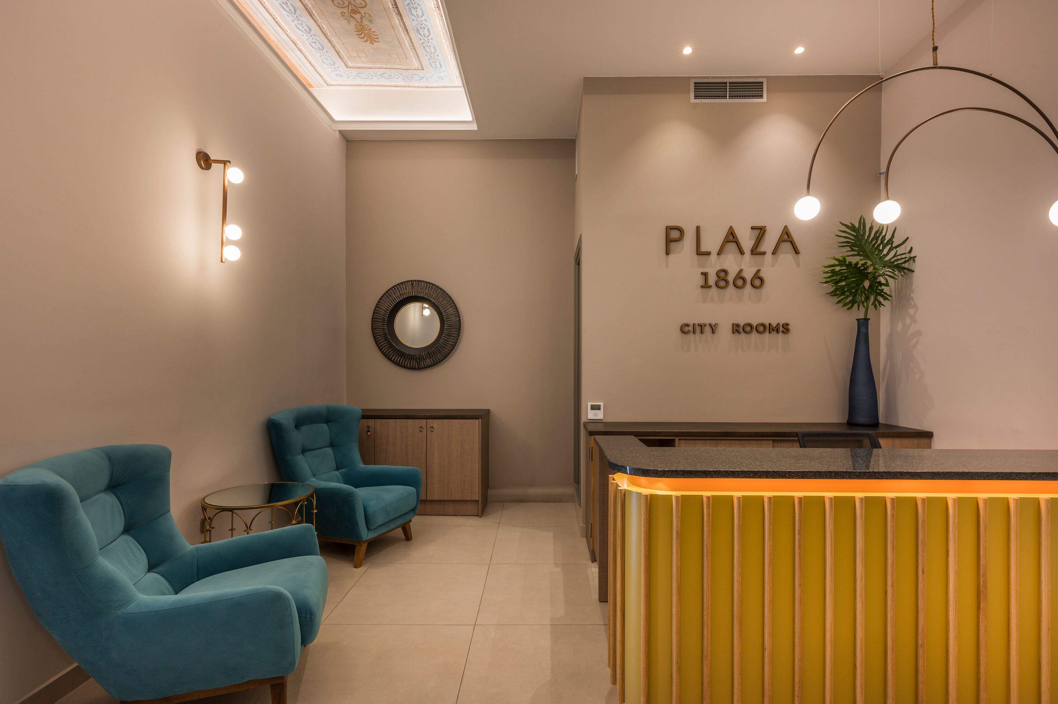 Plaza 1866 Superior City Rooms Chania