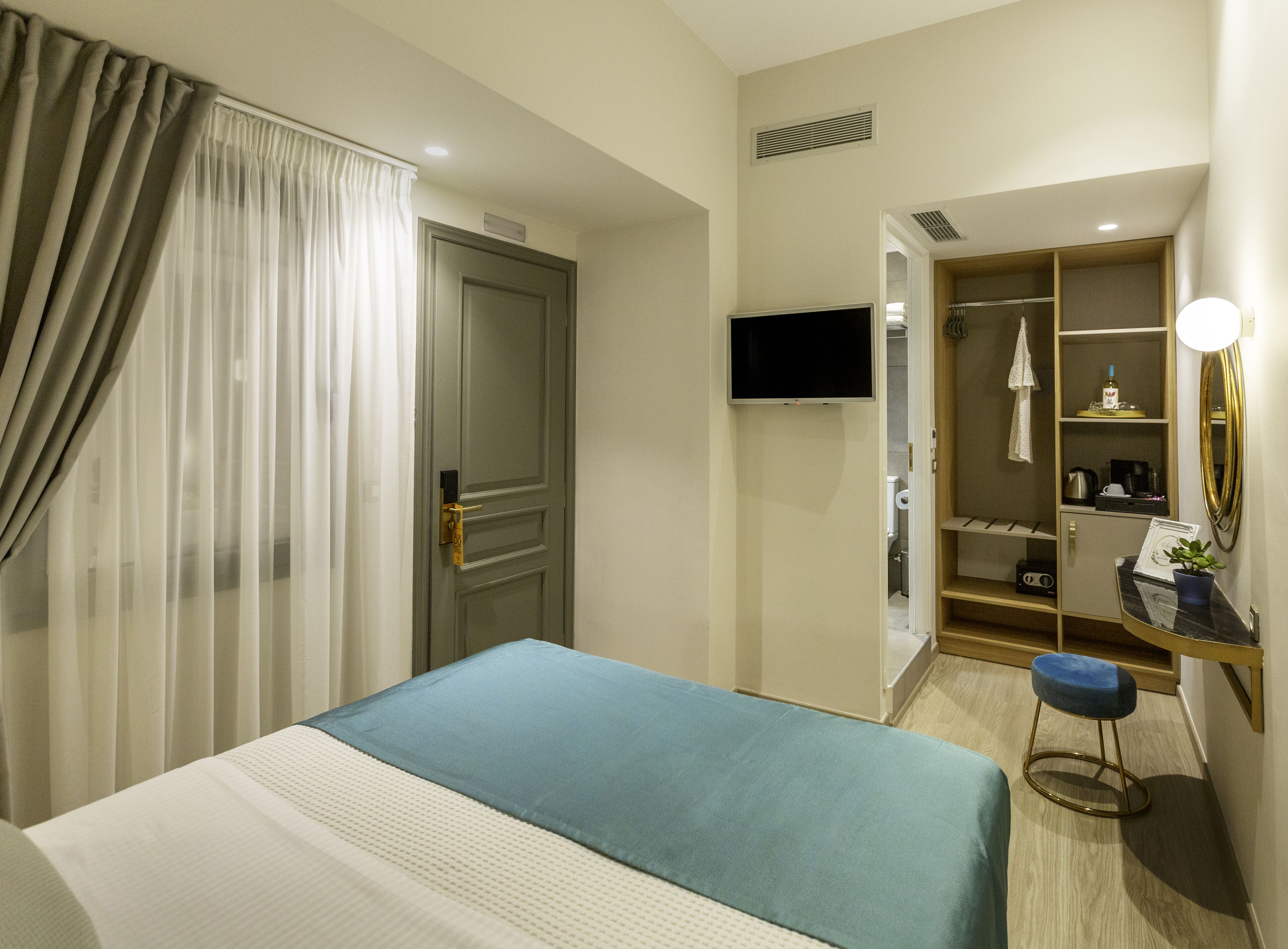 Plaza 1866 Superior City Rooms Chania