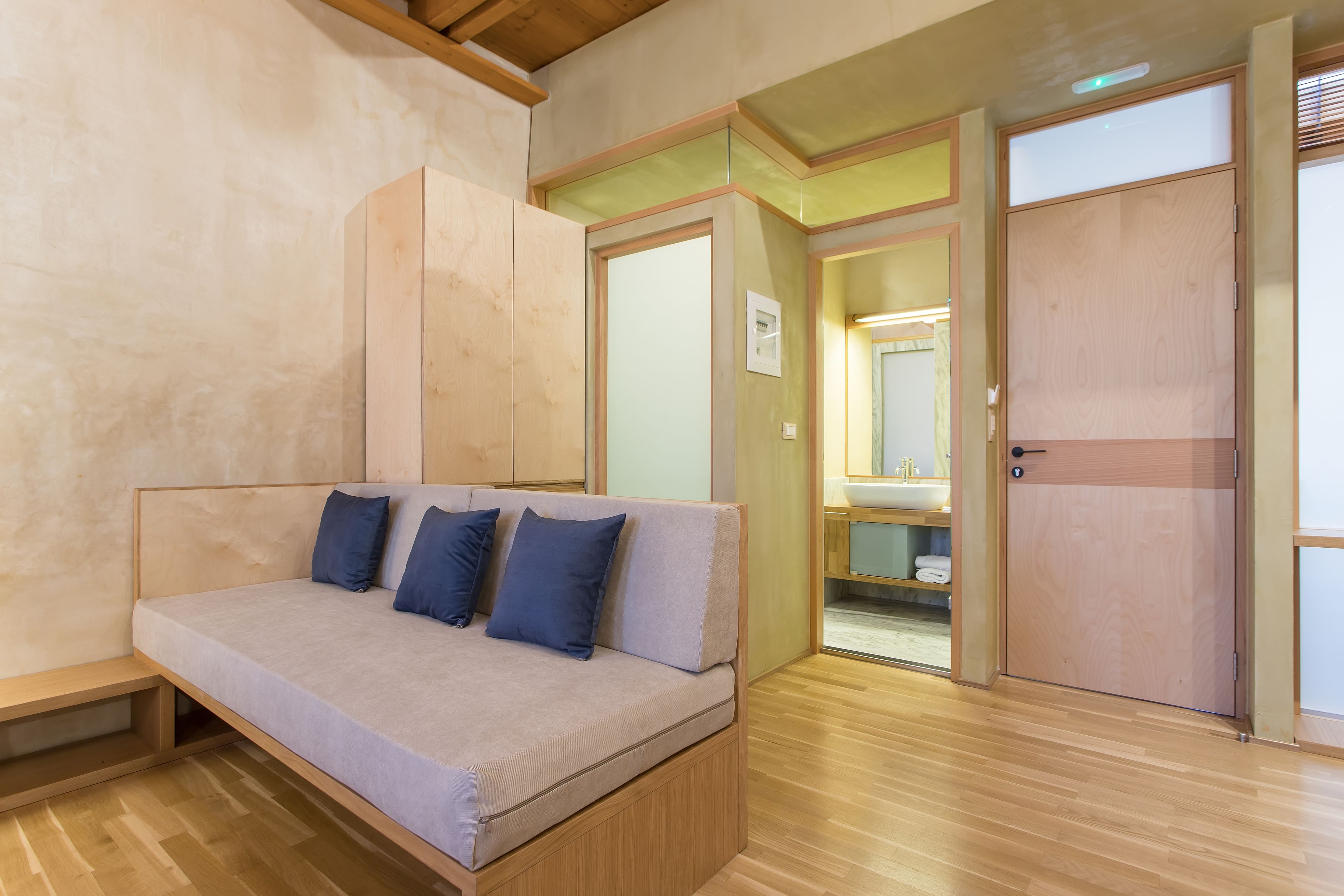 Polixeny's Suites