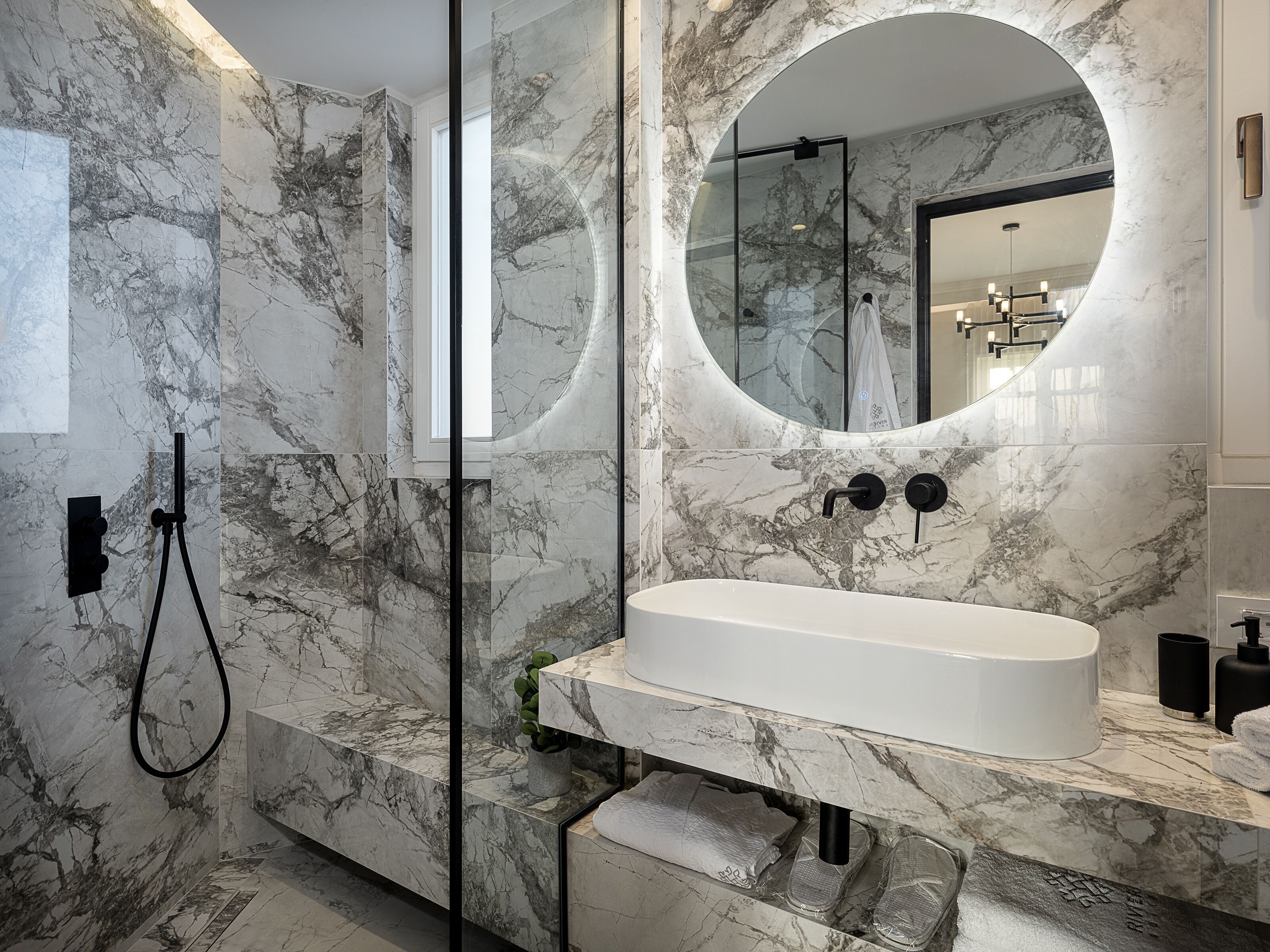 Riviera Suites