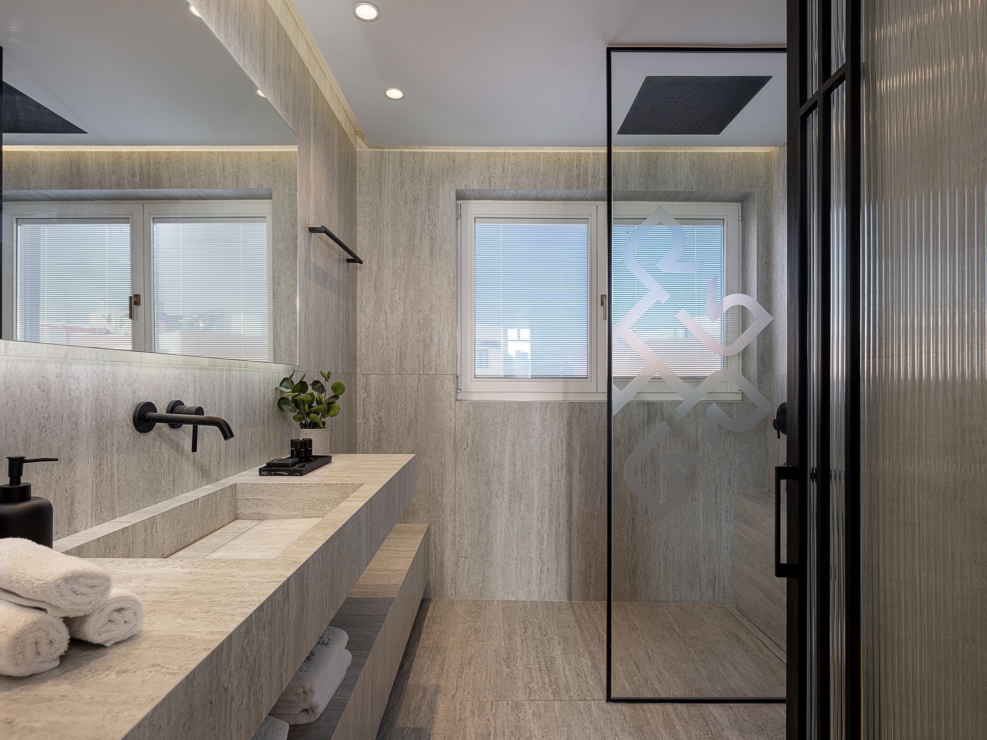 Riviera Suites