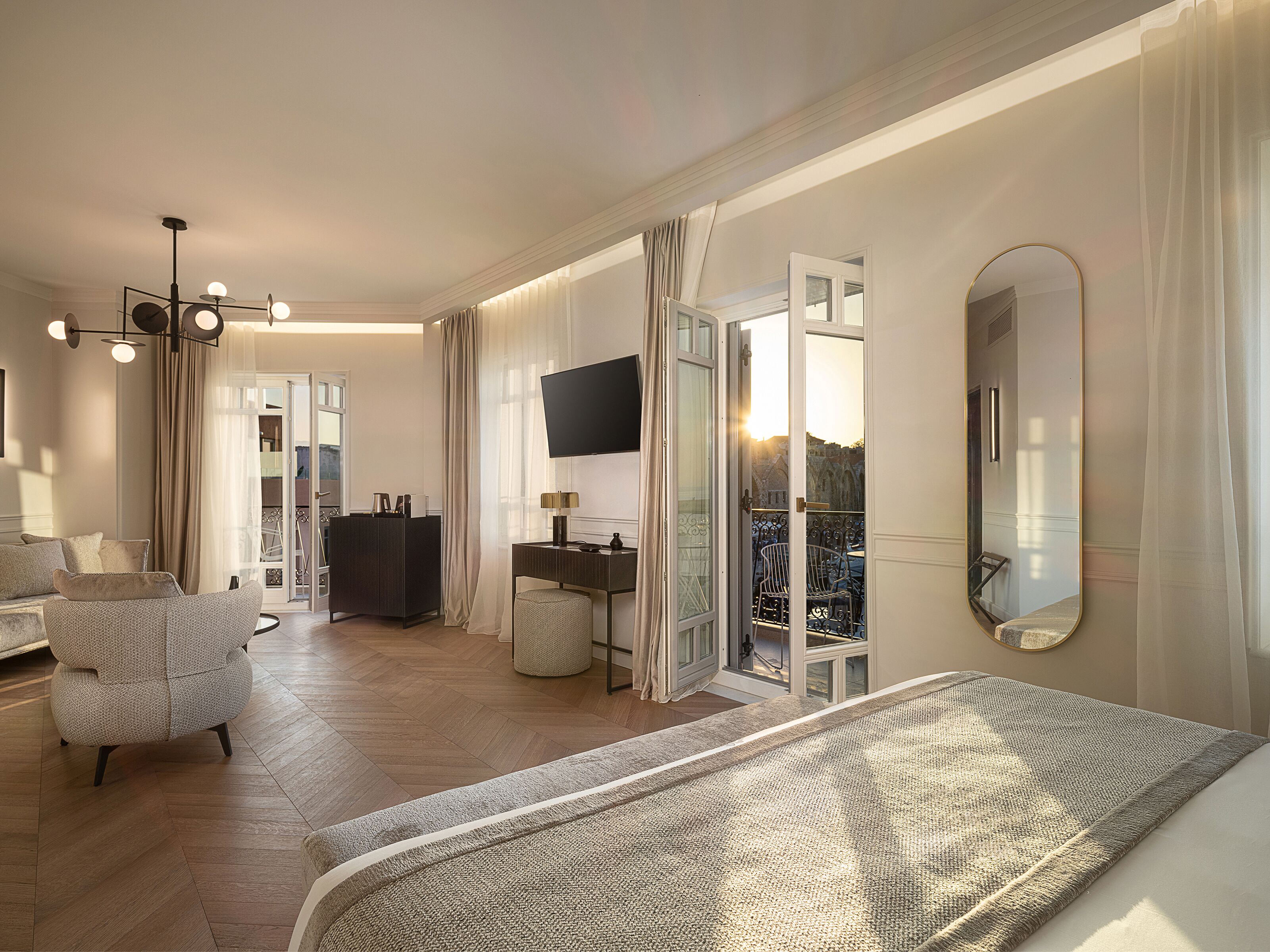 Riviera Suites