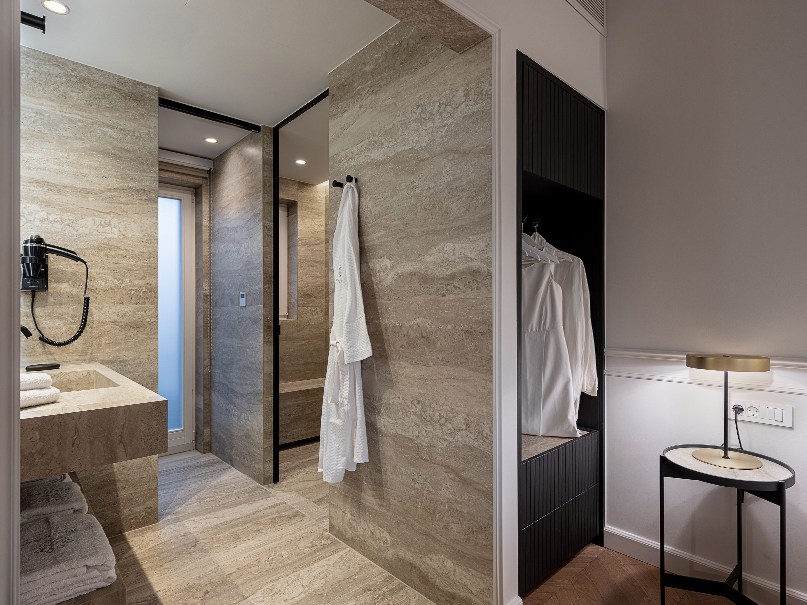 Riviera Suites
