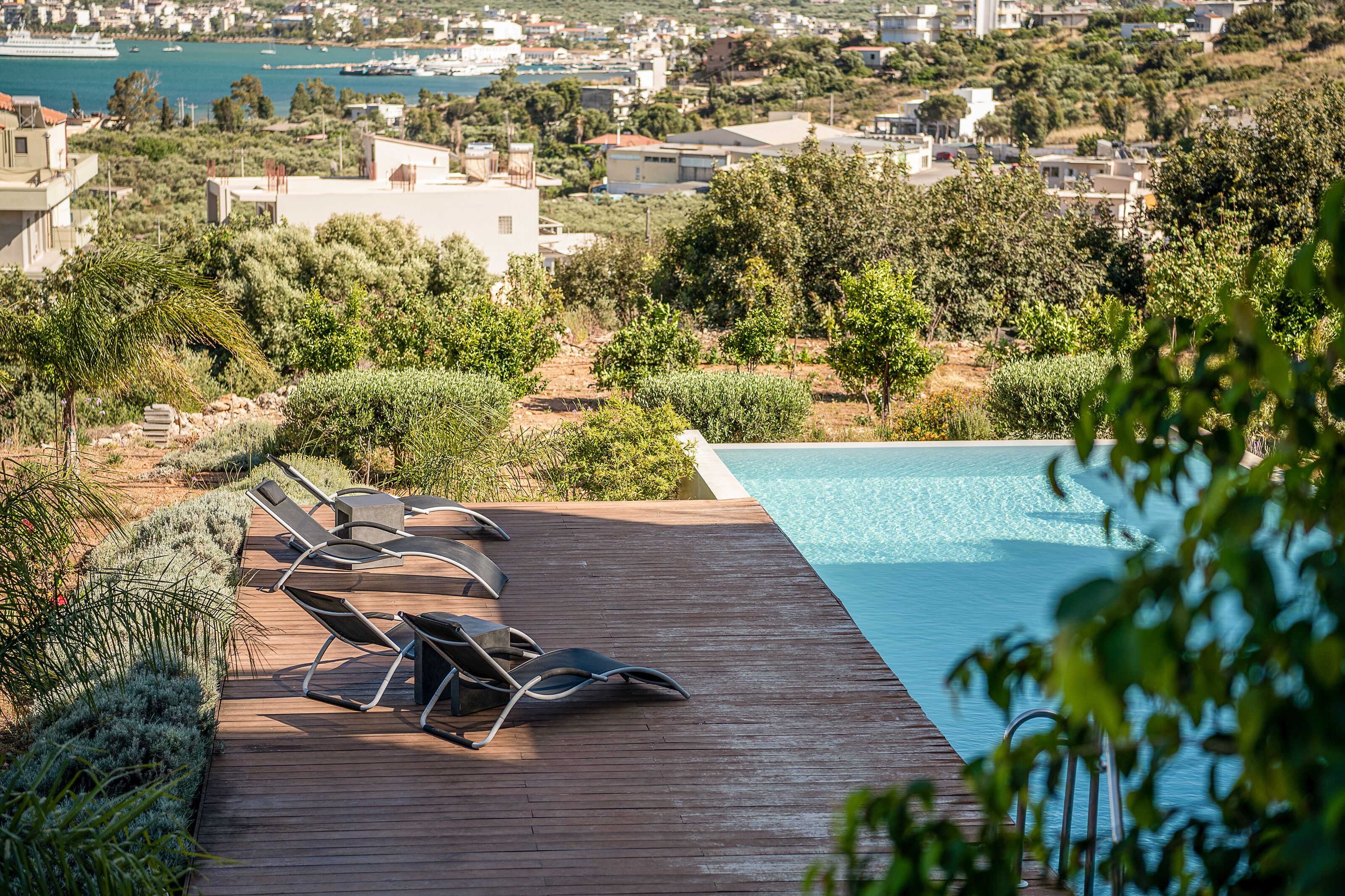 Seametry Luxury Living Apartments