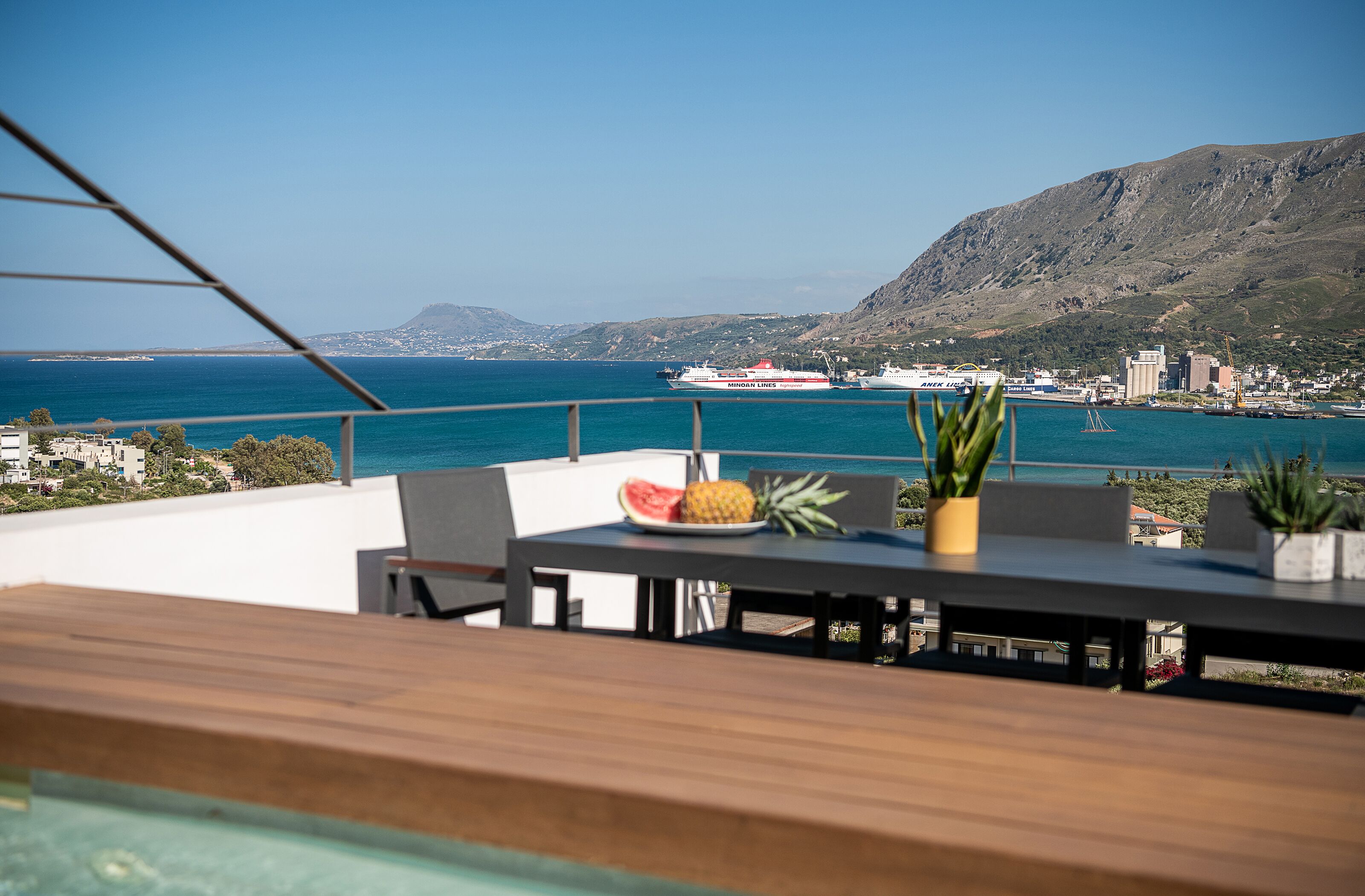Seametry Luxury Living Apartments