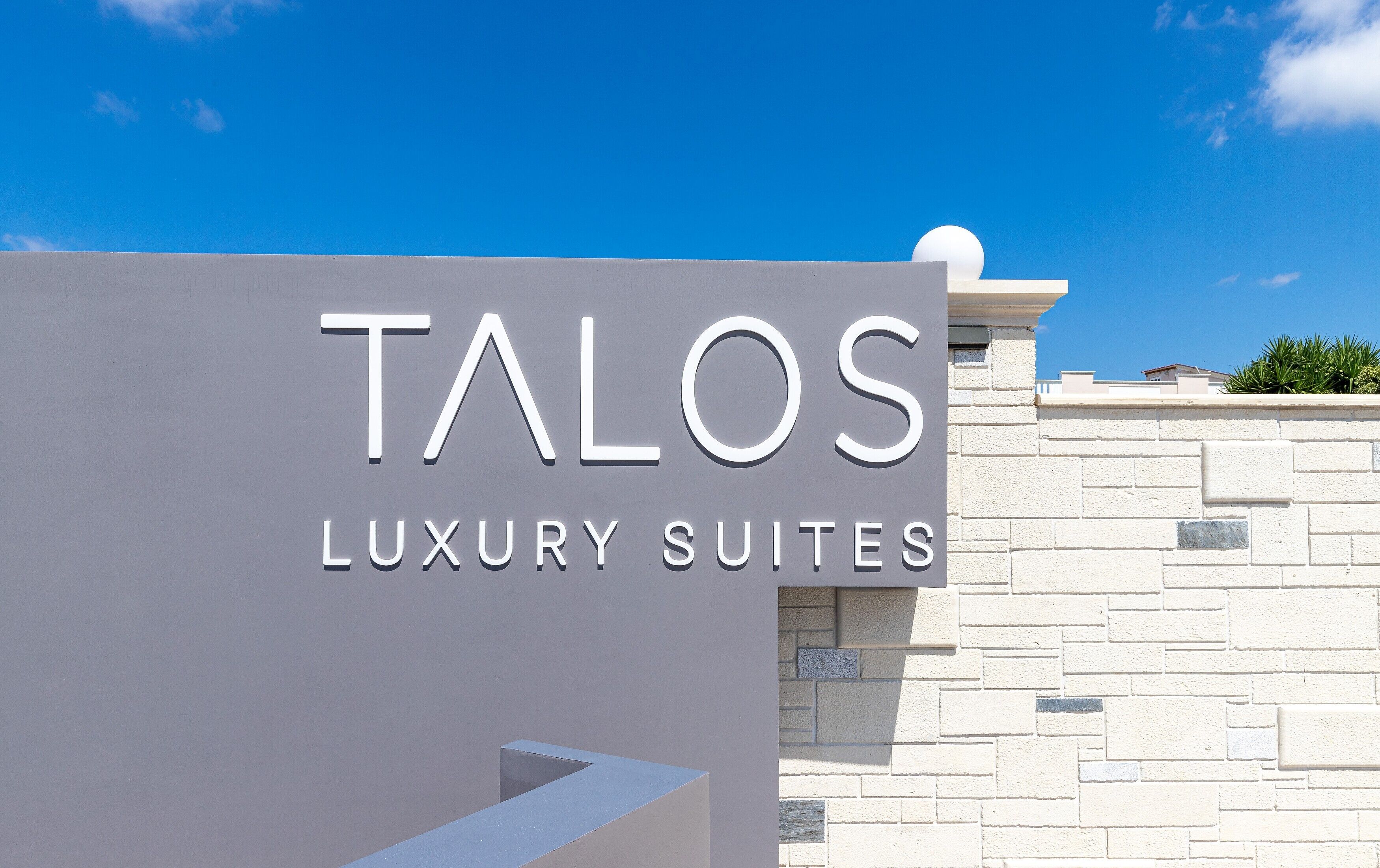 Talos Luxury Suites