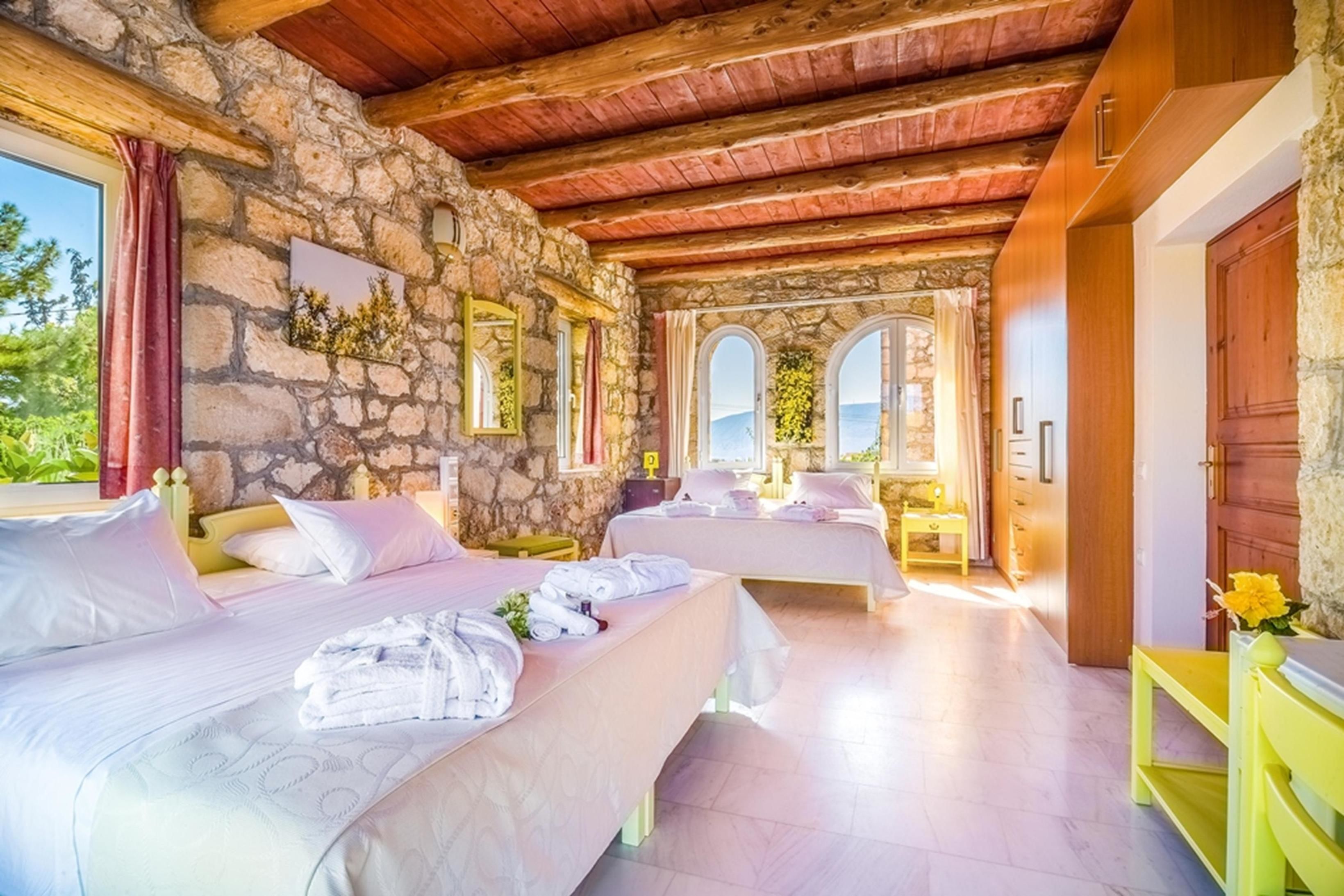 Villa Kastro Estate