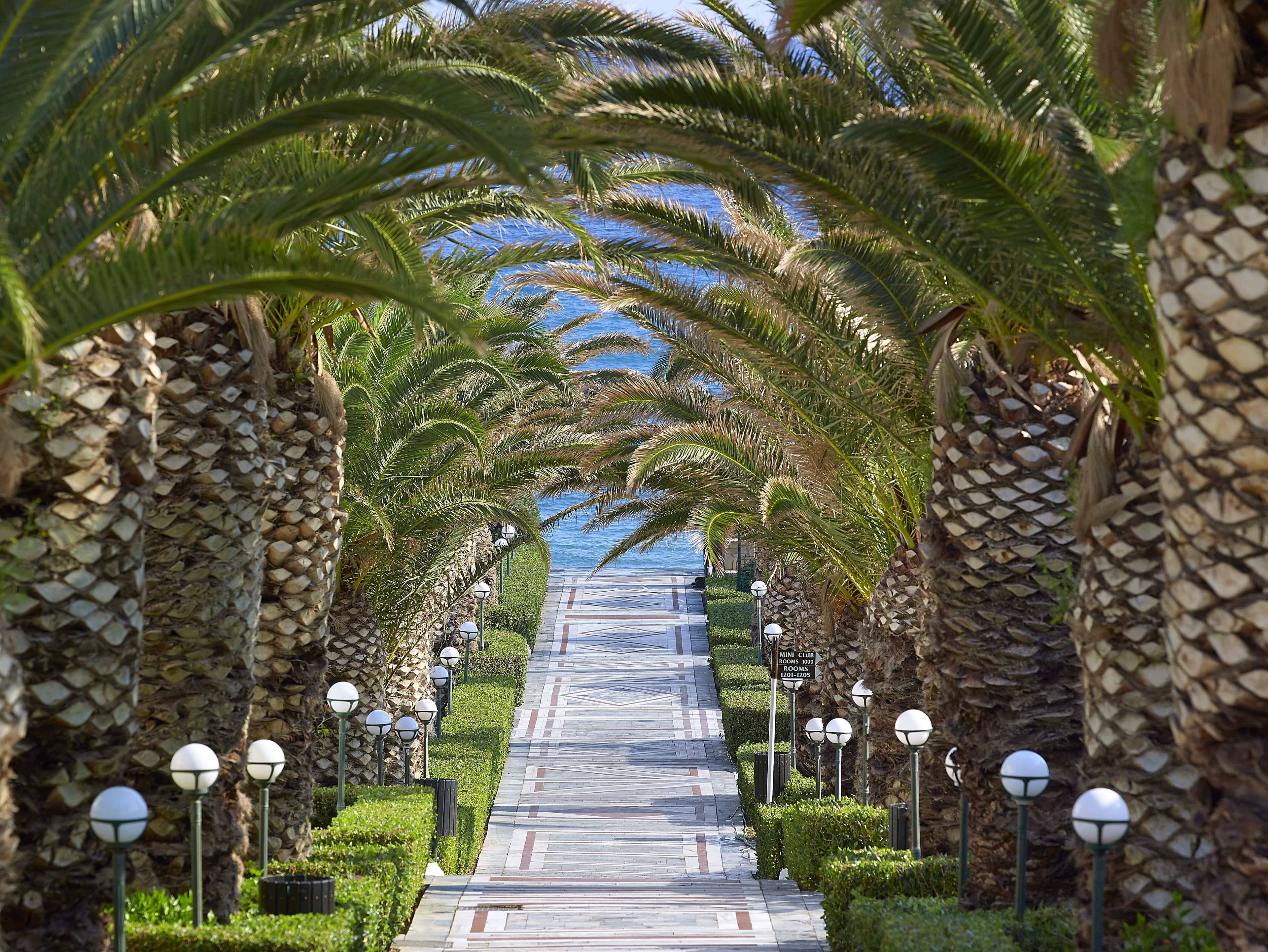 Knossos Royal Hotel