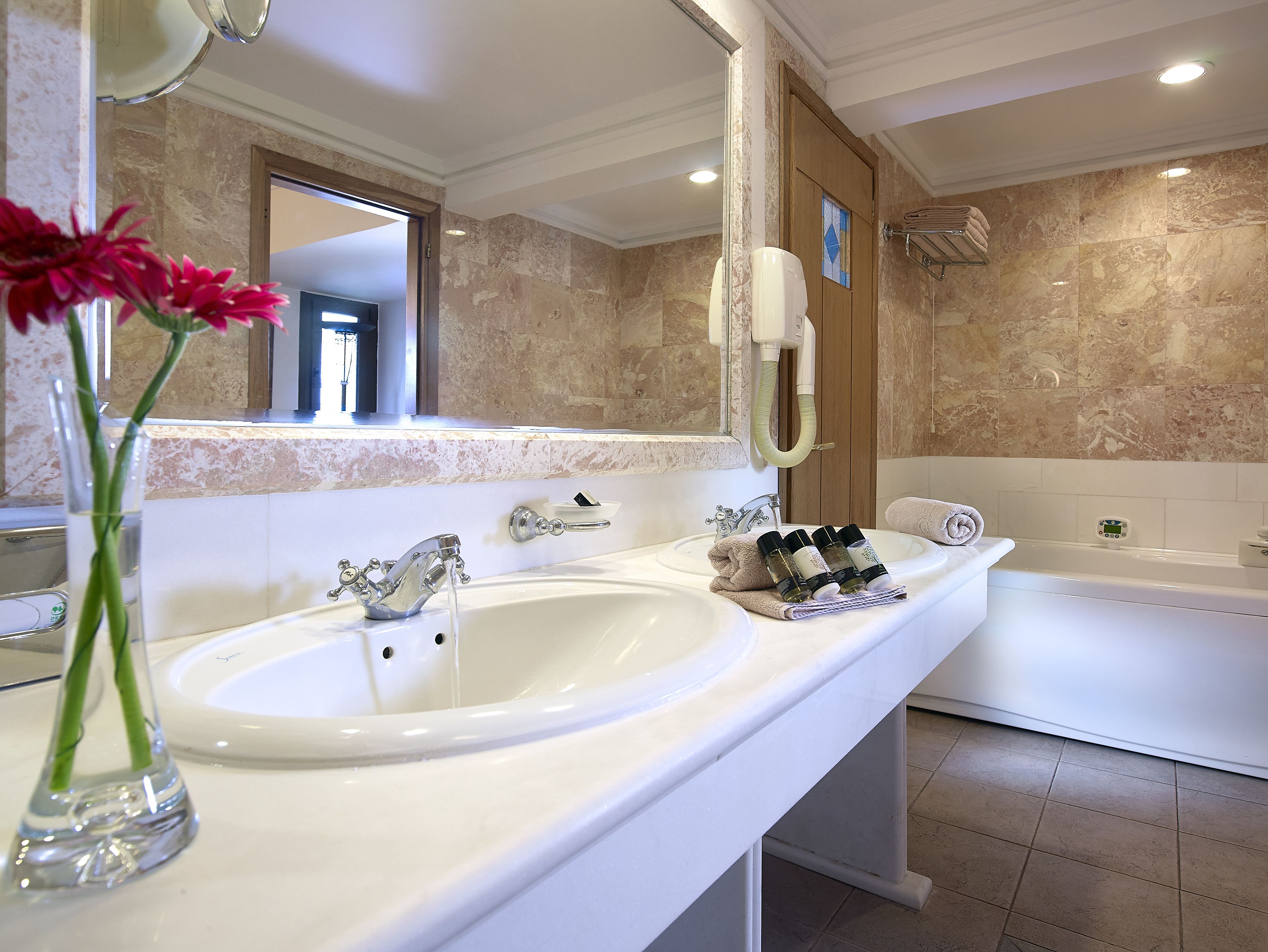 Knossos Royal Villas