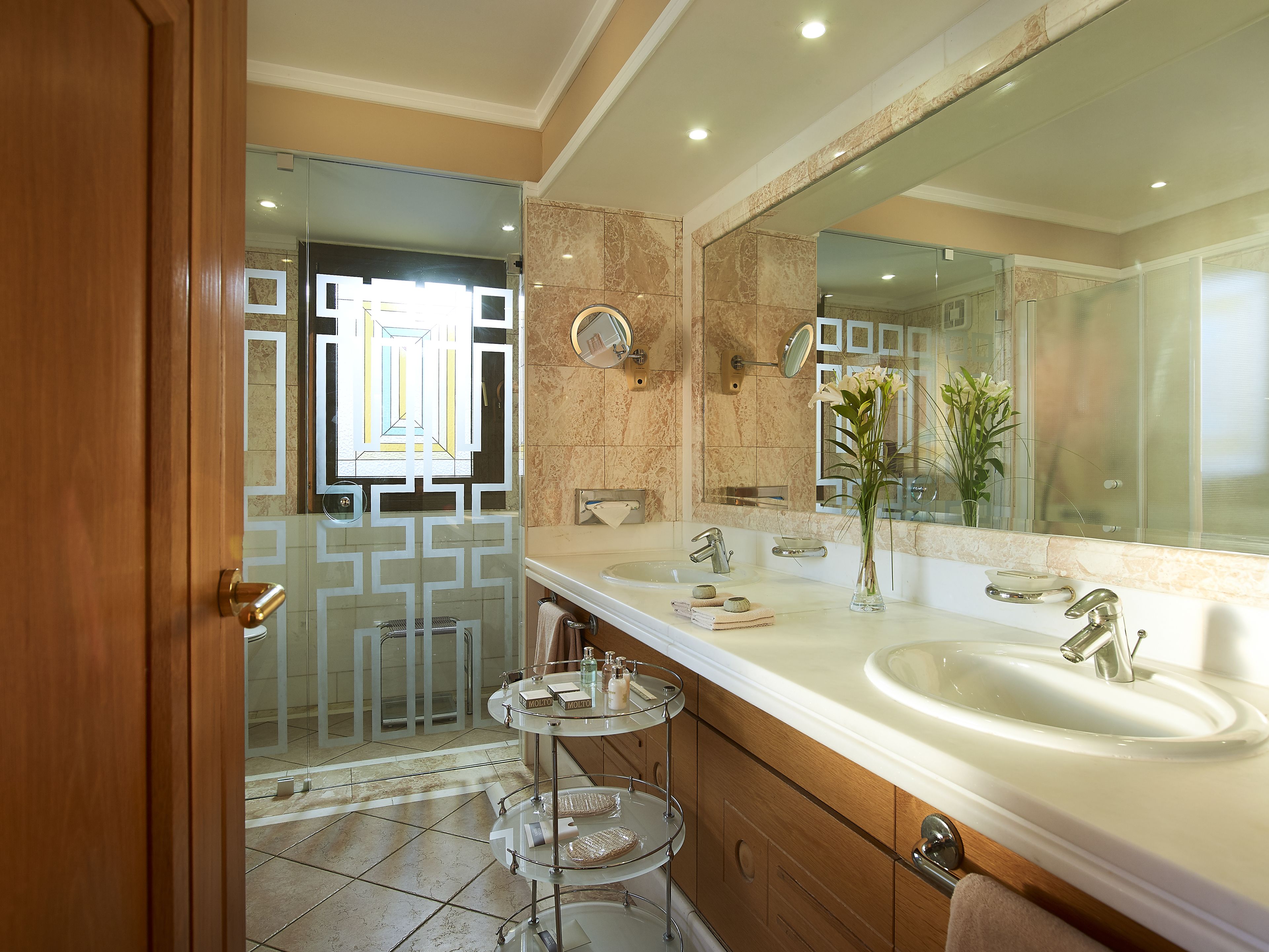 Knossos Royal Villas