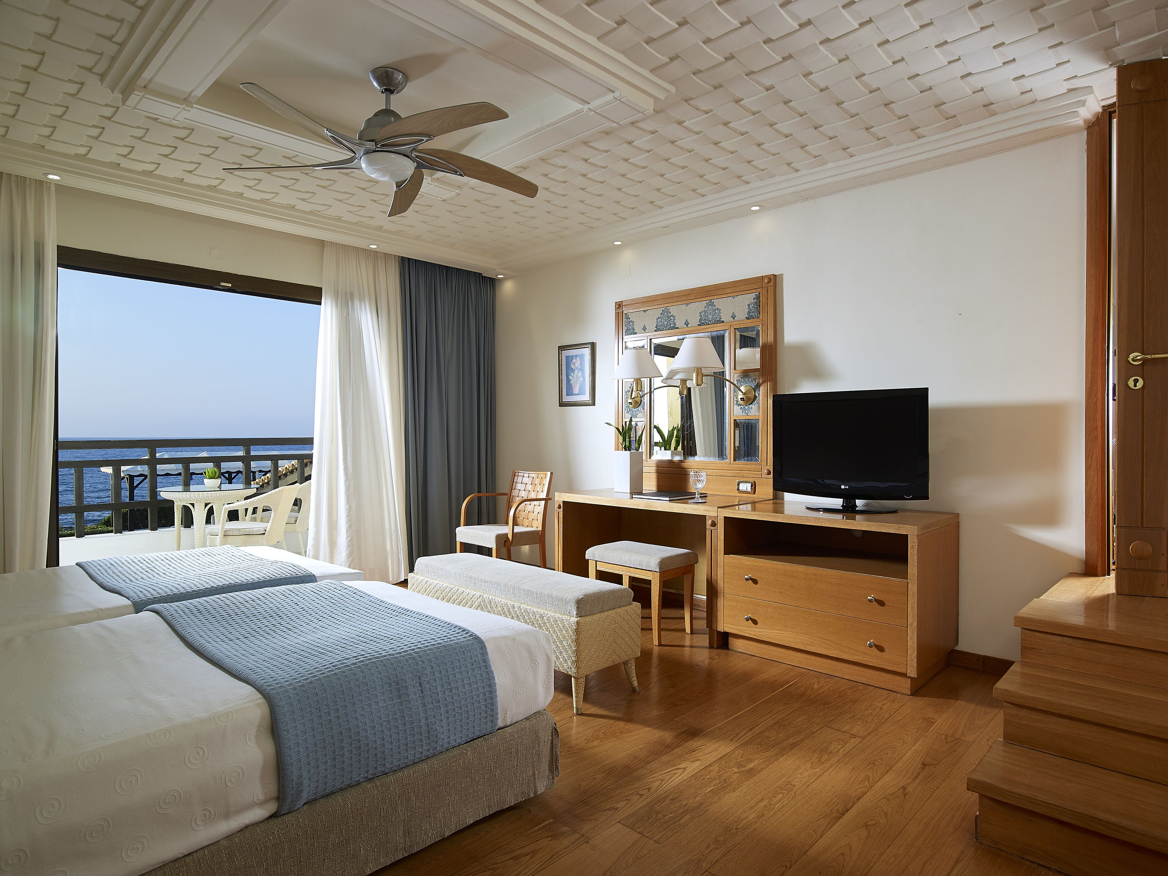 Knossos Royal Villas
