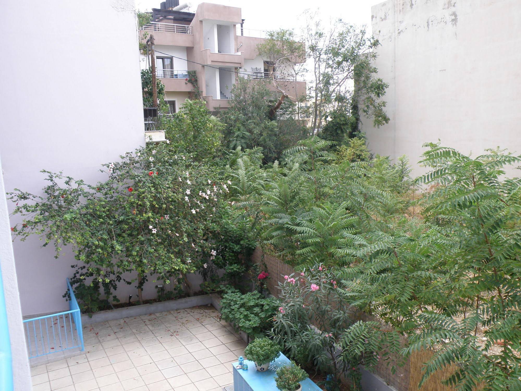 Amalthia Apartments