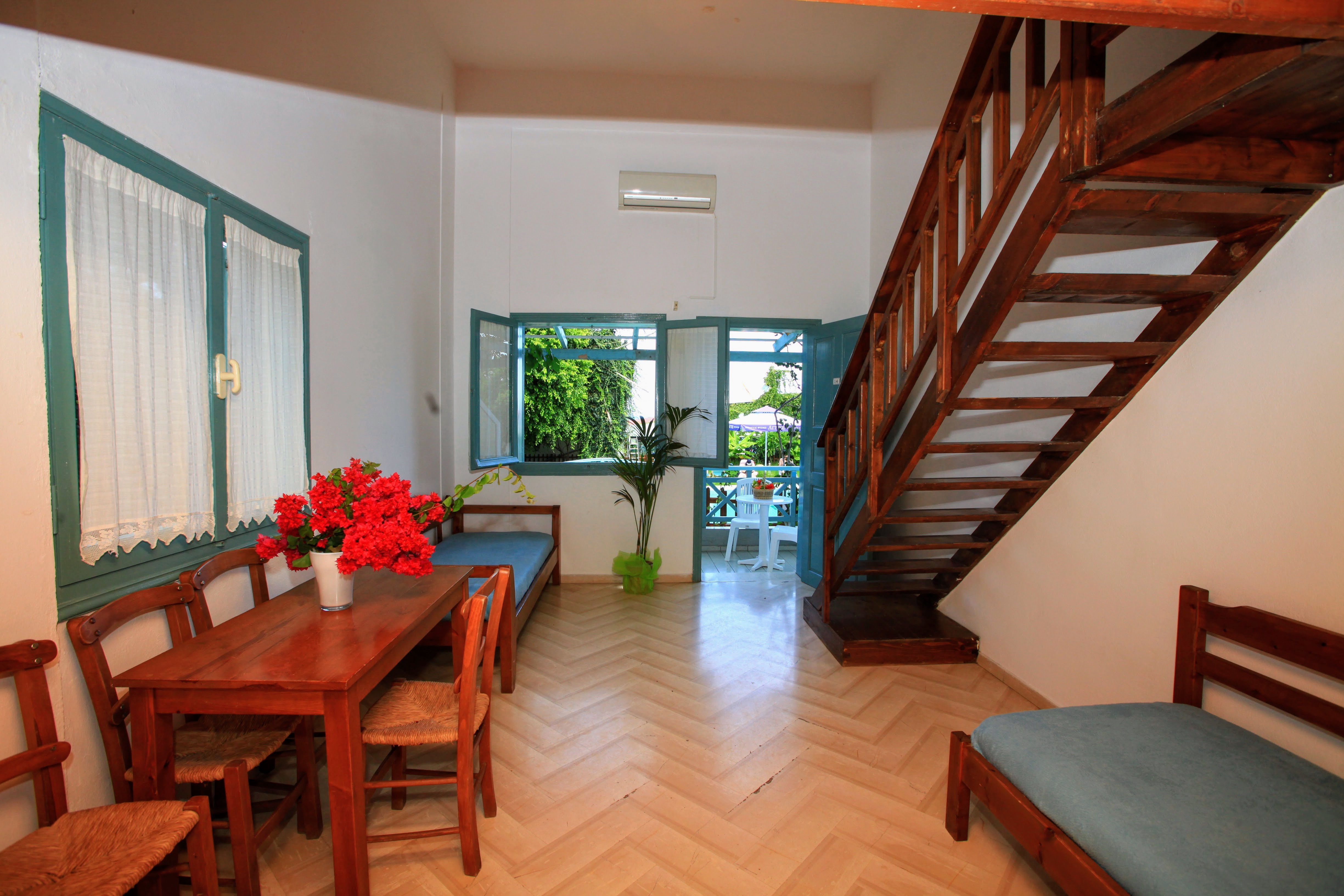 Anatoli Apartments