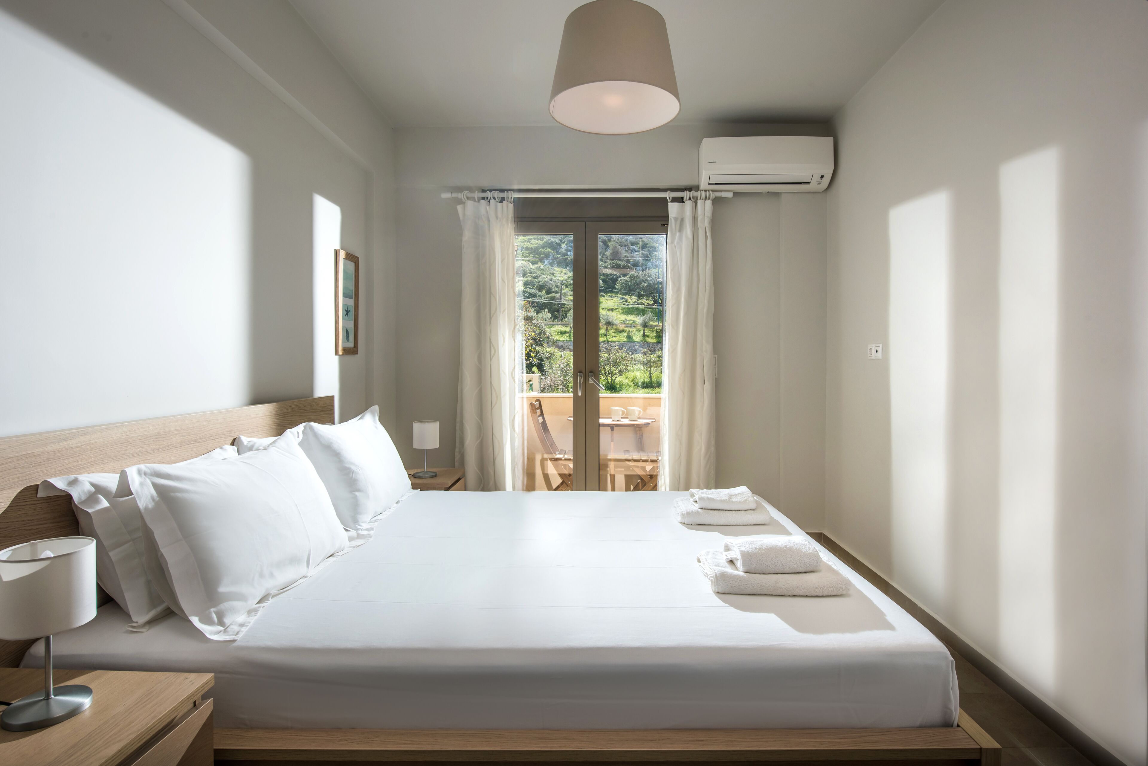 Caravel Apartments Stalis