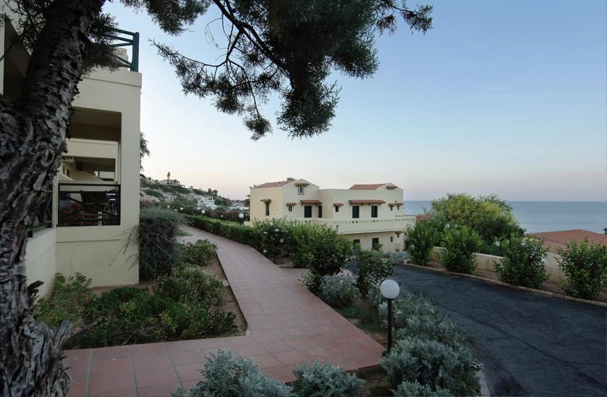 Saradari Beach Hotel