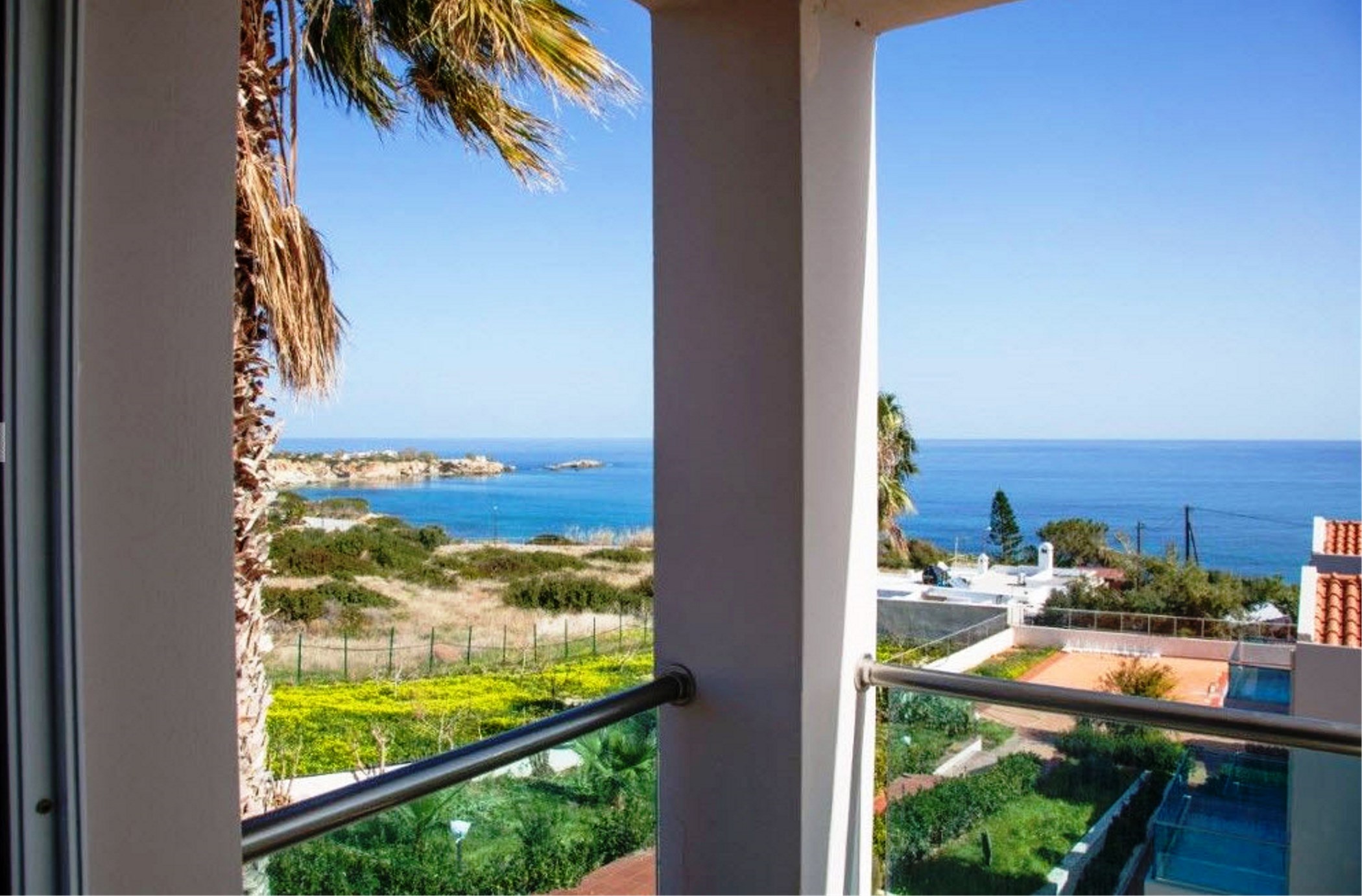 Saradari Beach Hotel