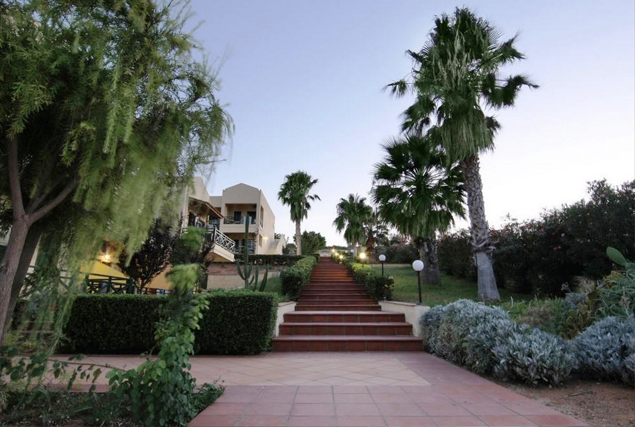 Saradari Beach Hotel