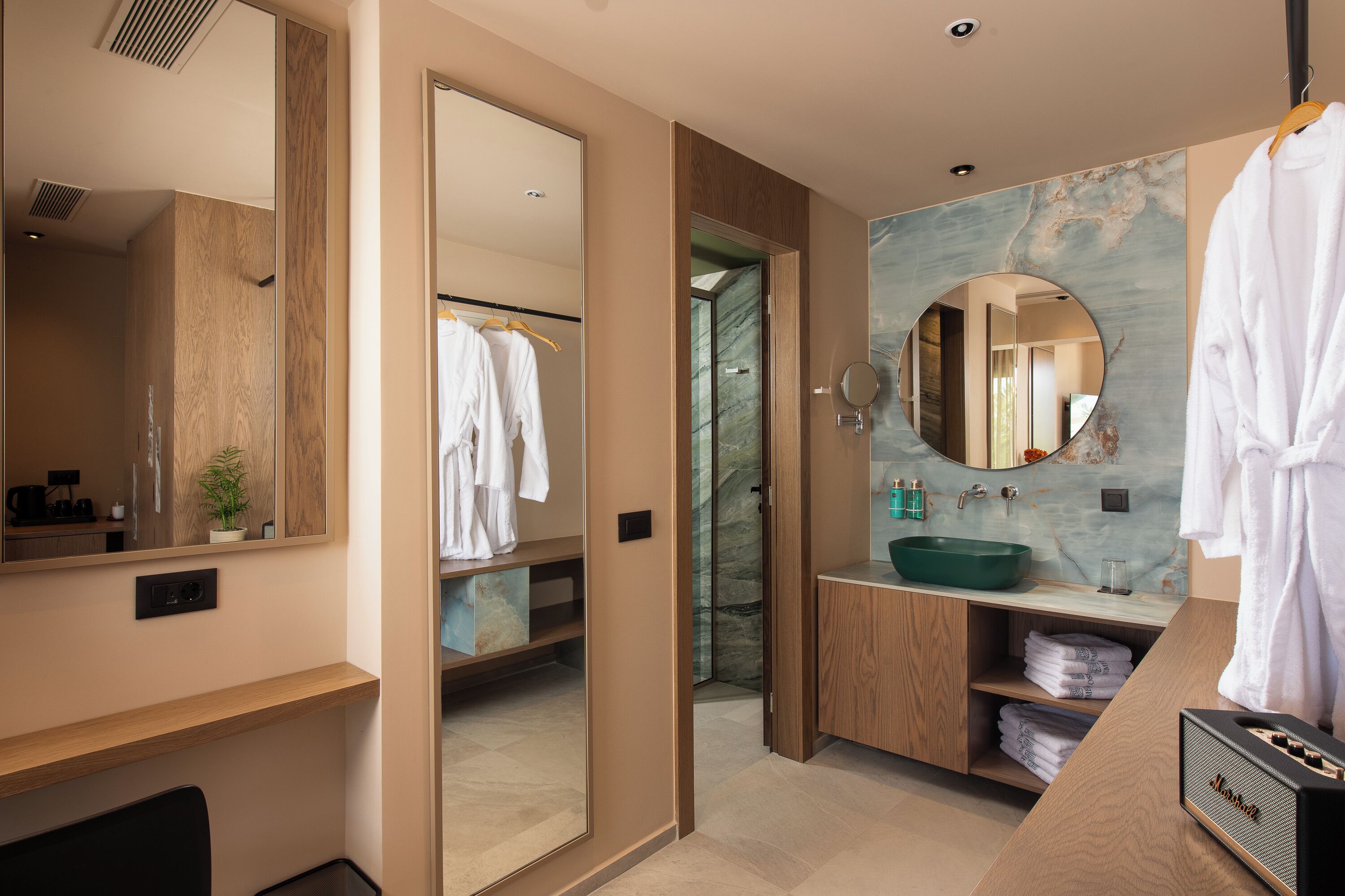 Cosmeen Lifestyle Boutique Stay