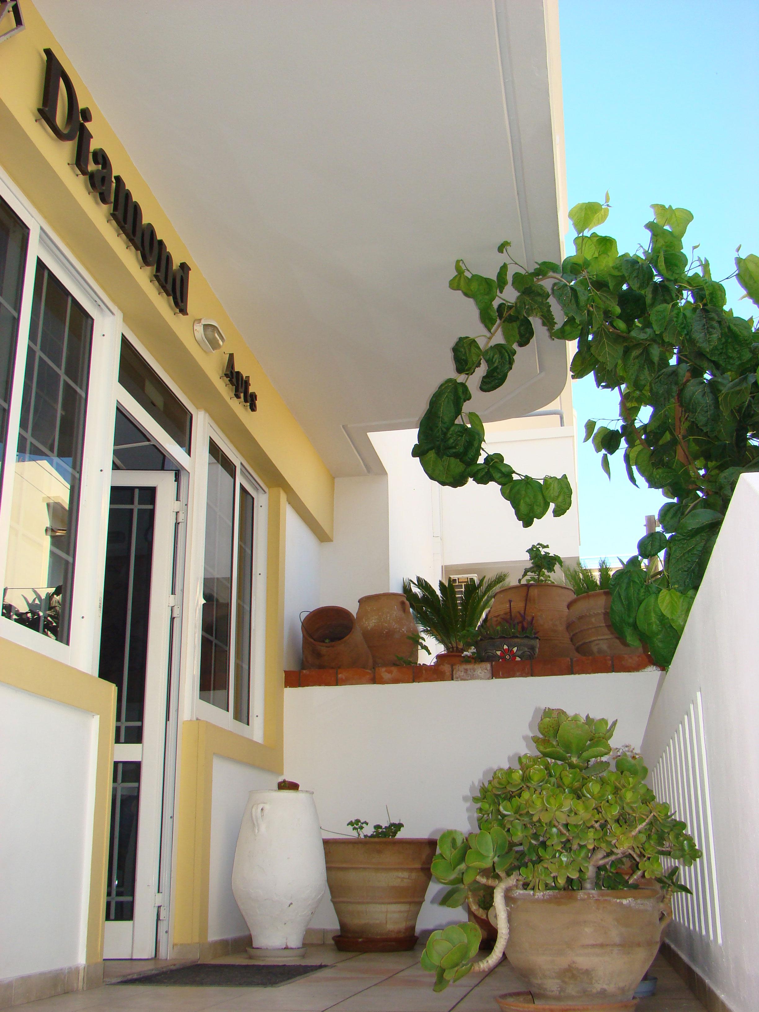 Diamond Apartments & Suites