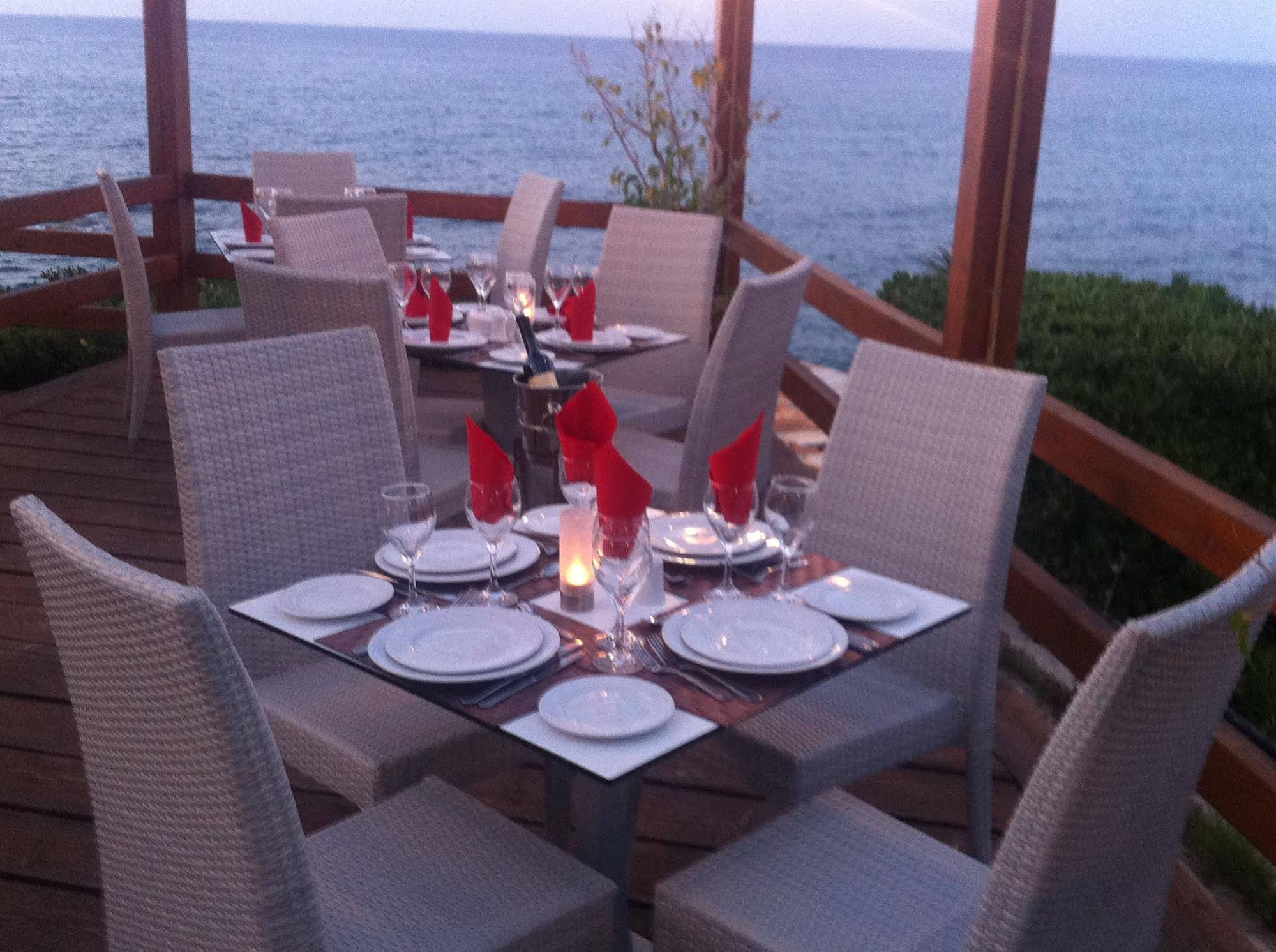 Elmi Suites Beach Hotel