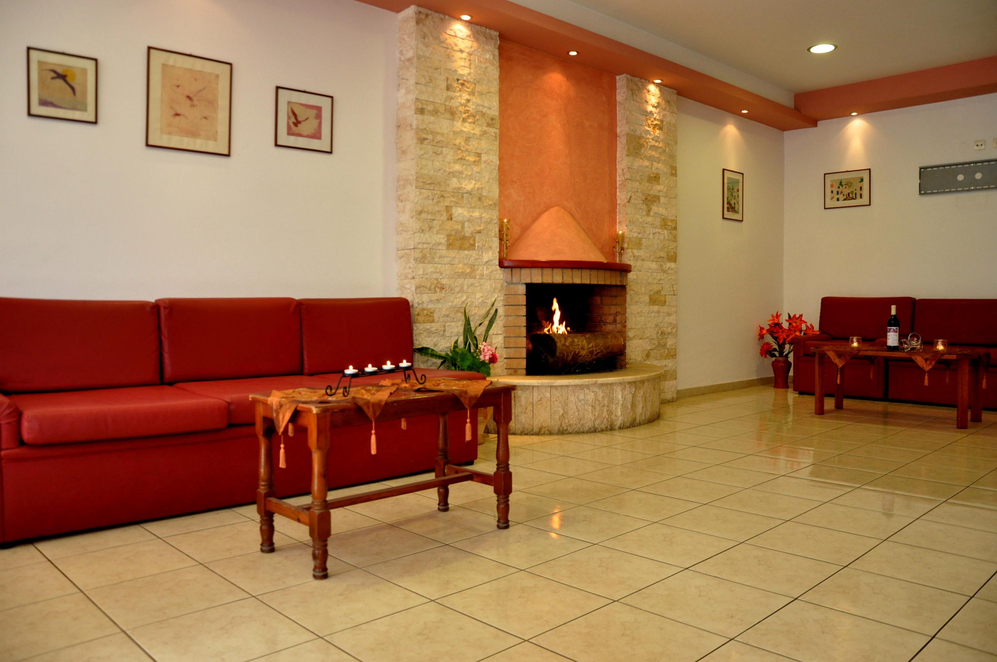 Haris Apartments