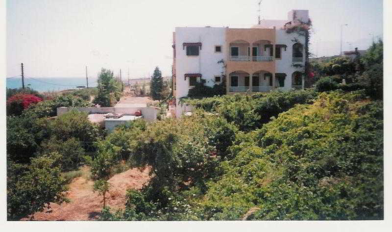 ILIOSTASI BEACH Apartments