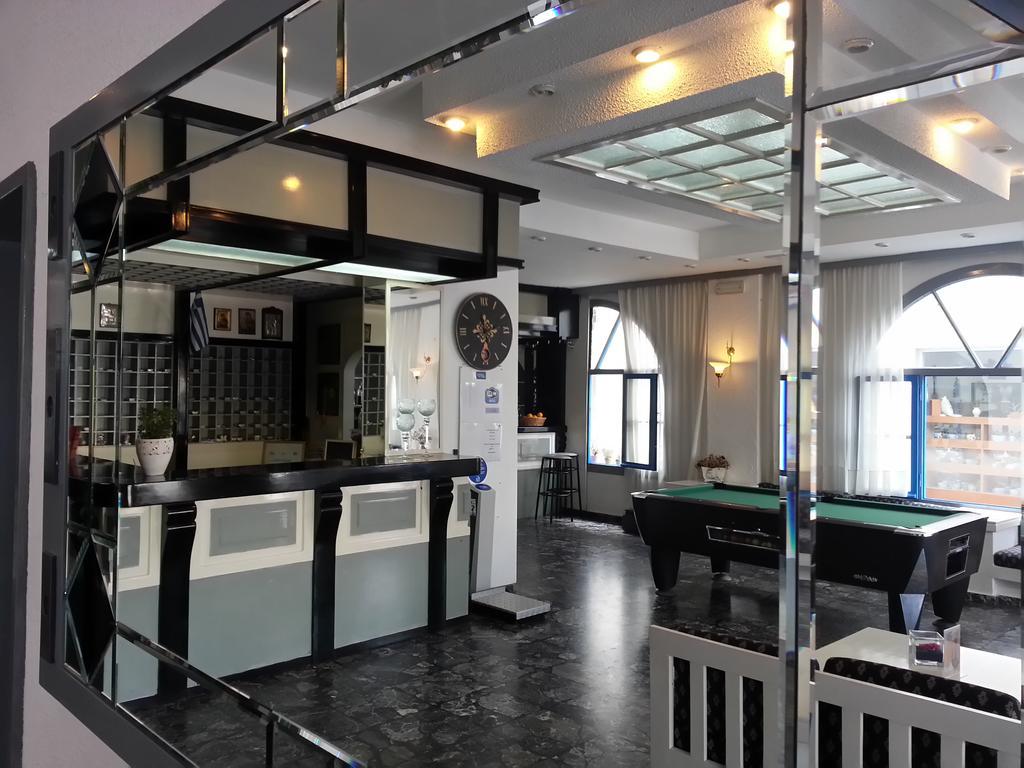 Iro Hotel - Adults Friendly
