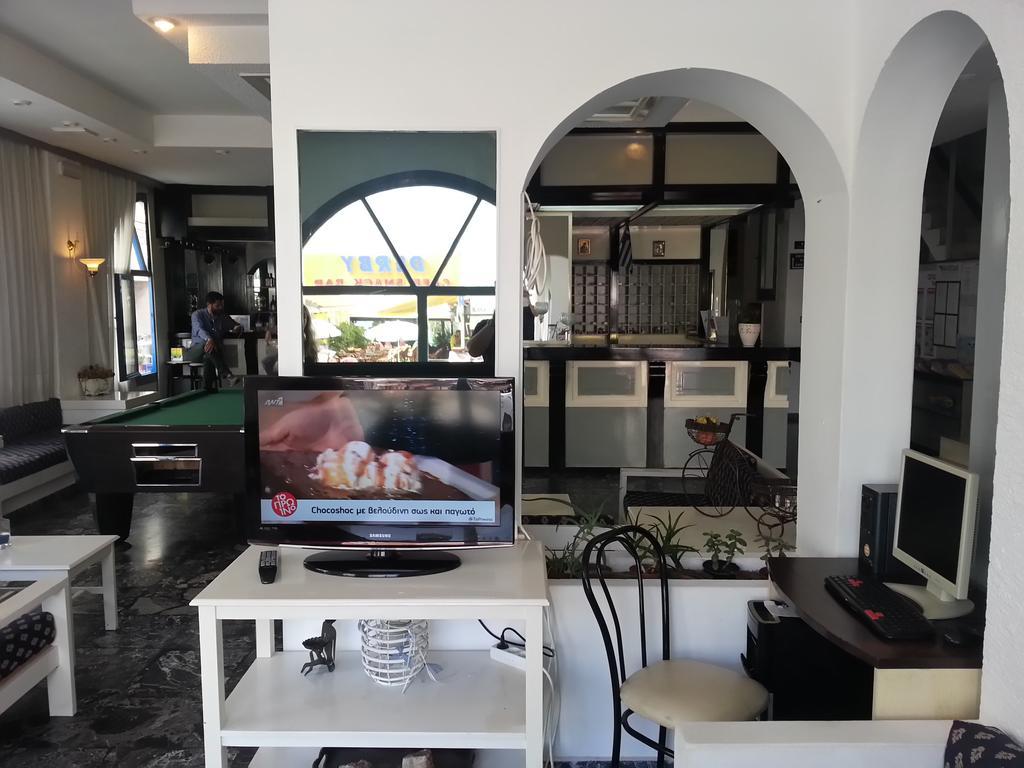 Iro Hotel - Adults Friendly