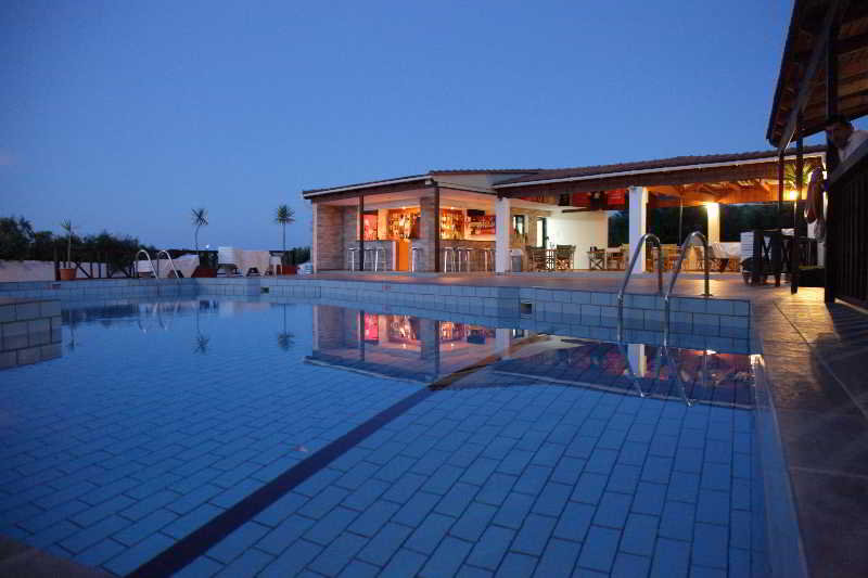 Mareva Apartments