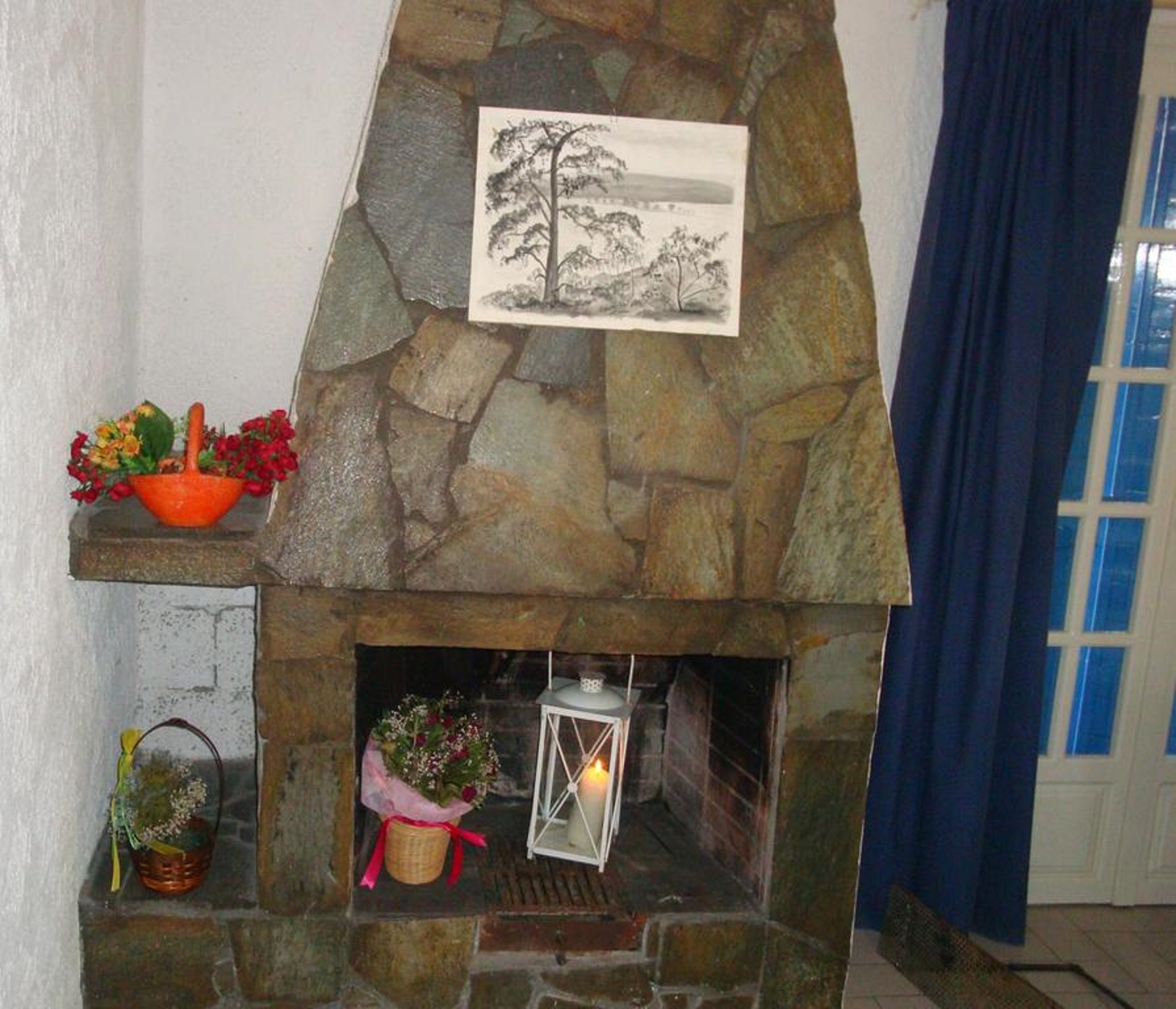 Maria Flora Apartments