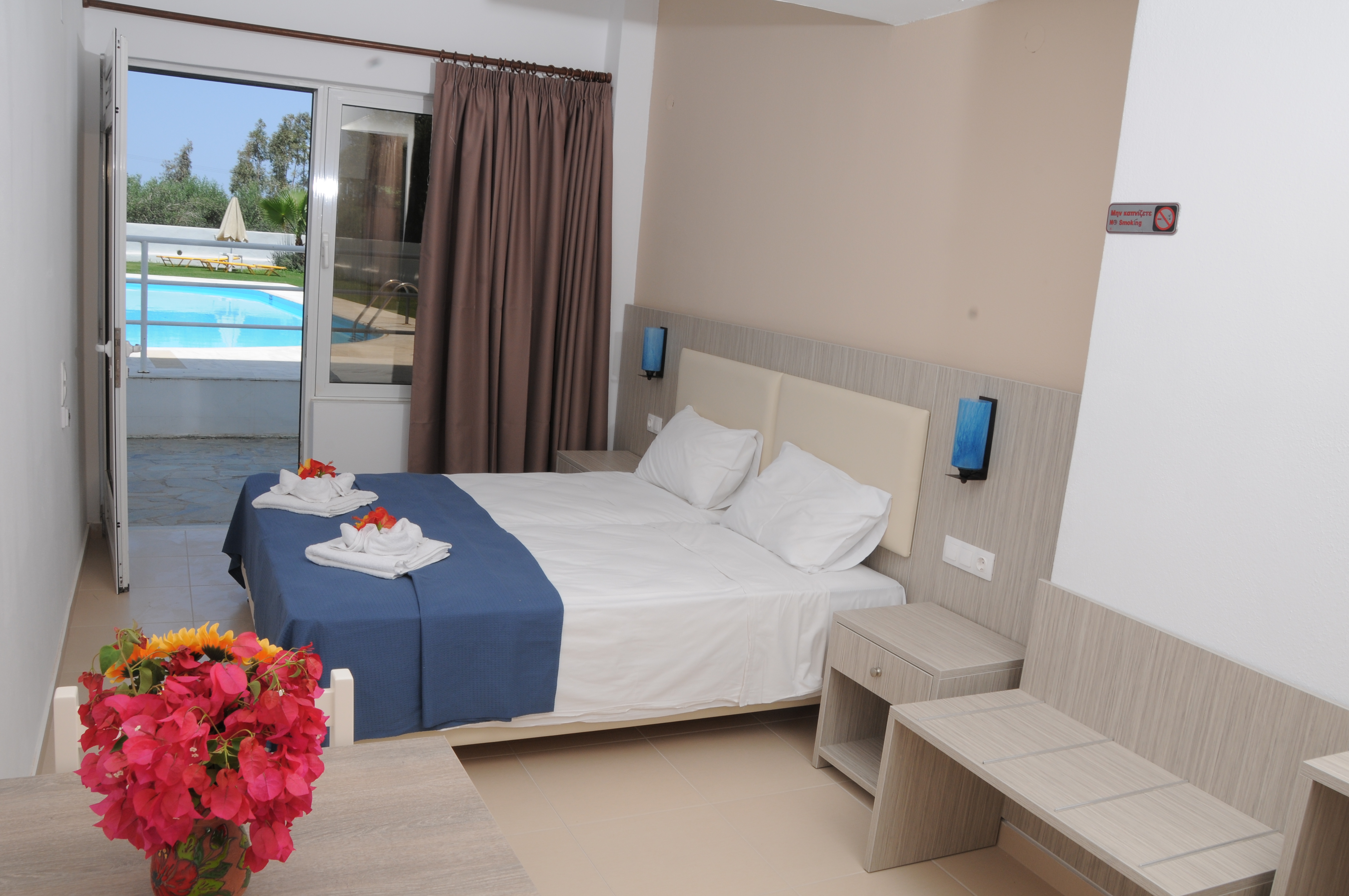 Mastorakis Hotel & Studios