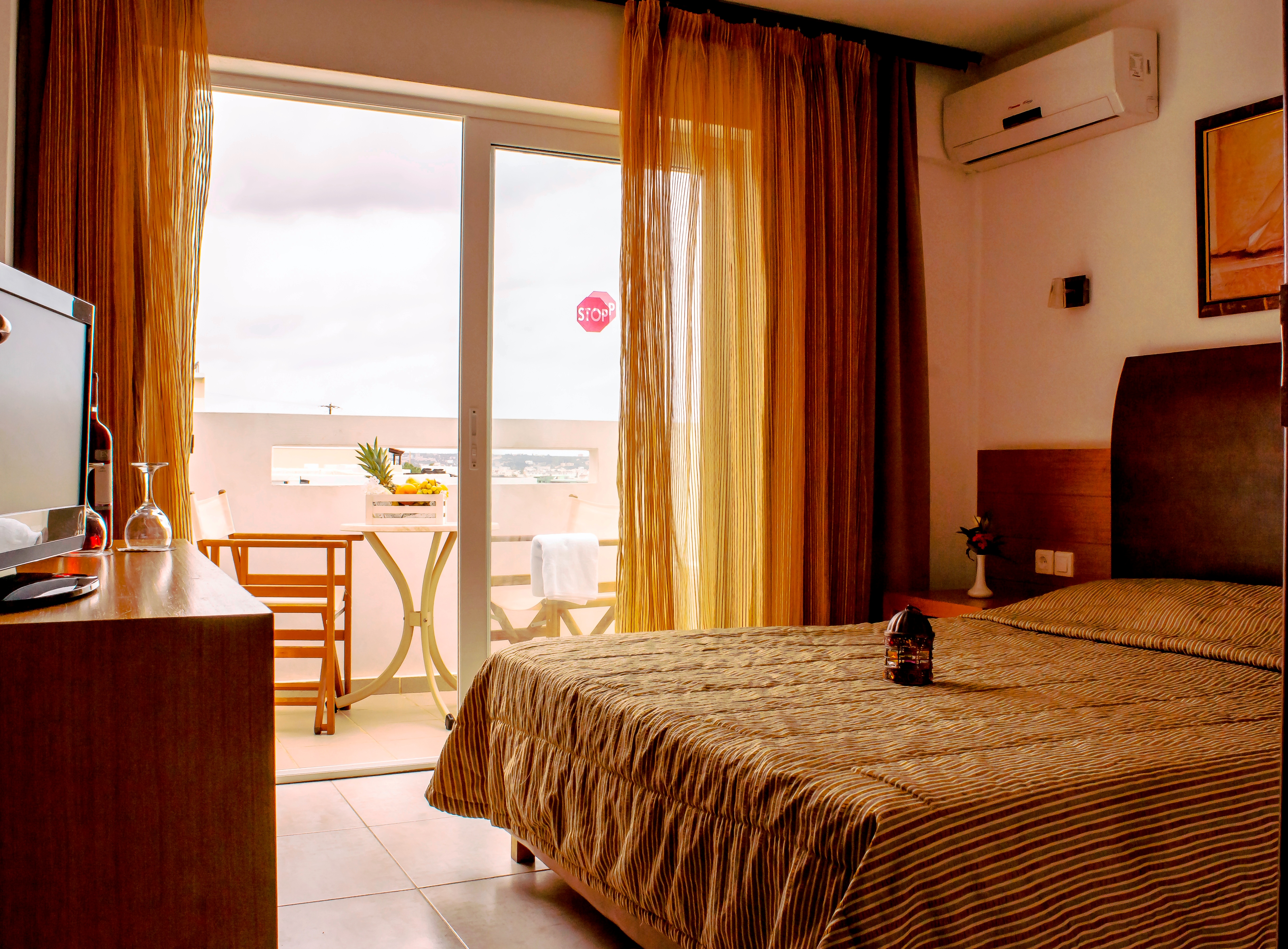 Mediterraneo Hotel